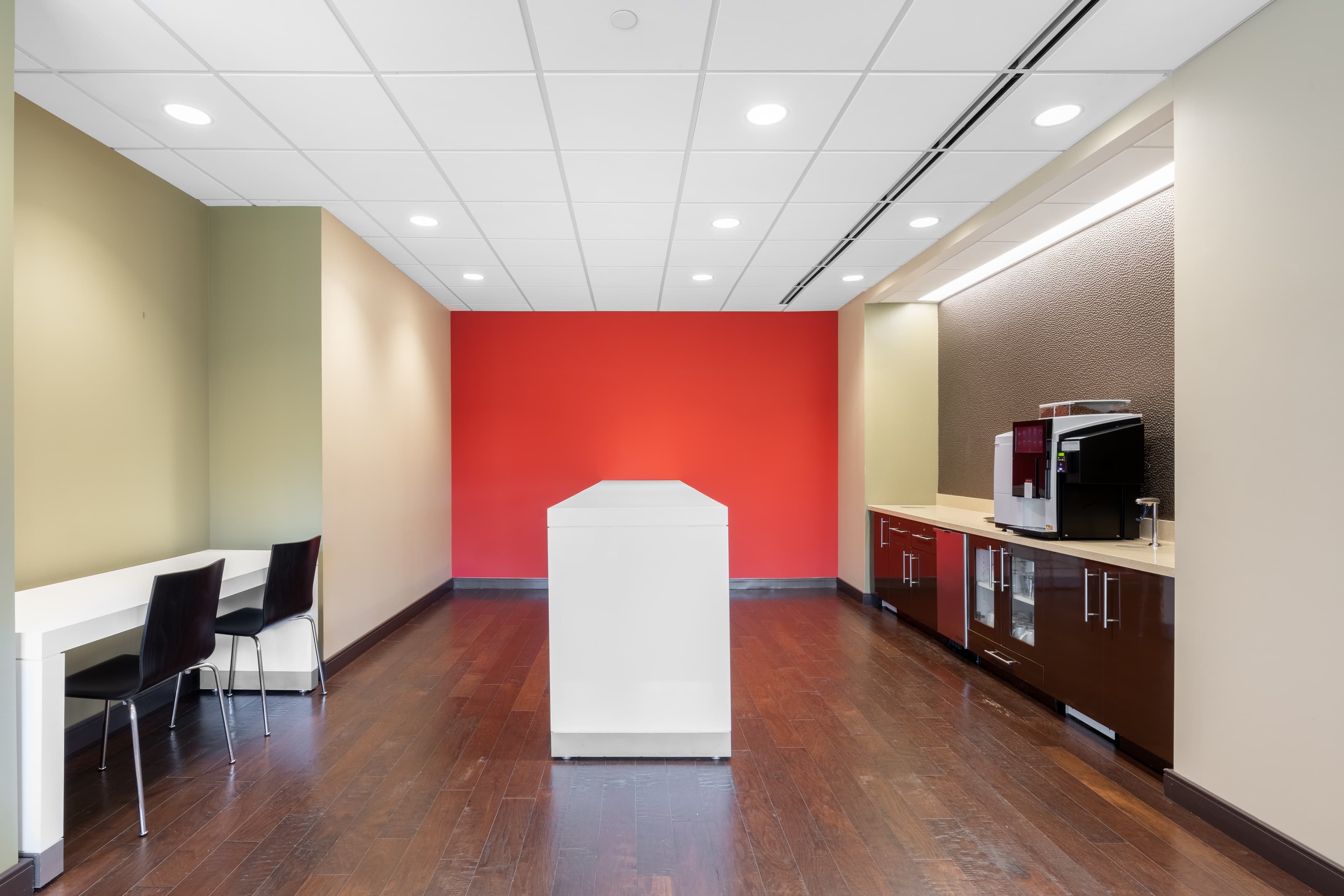 IL, Lake Forest – Landmark Conway Farms image 6