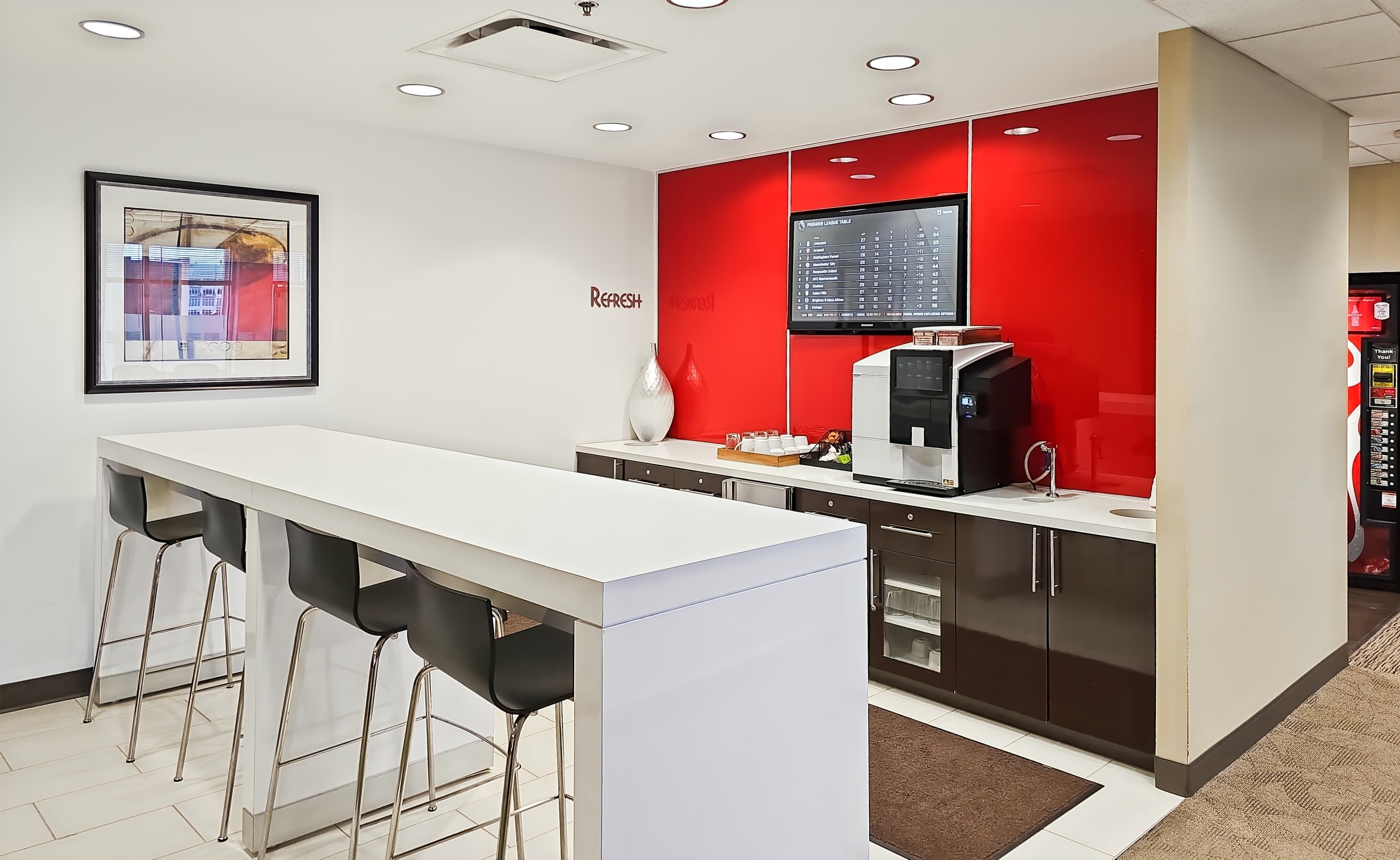 IA, Des Moines - Hub Tower image 6