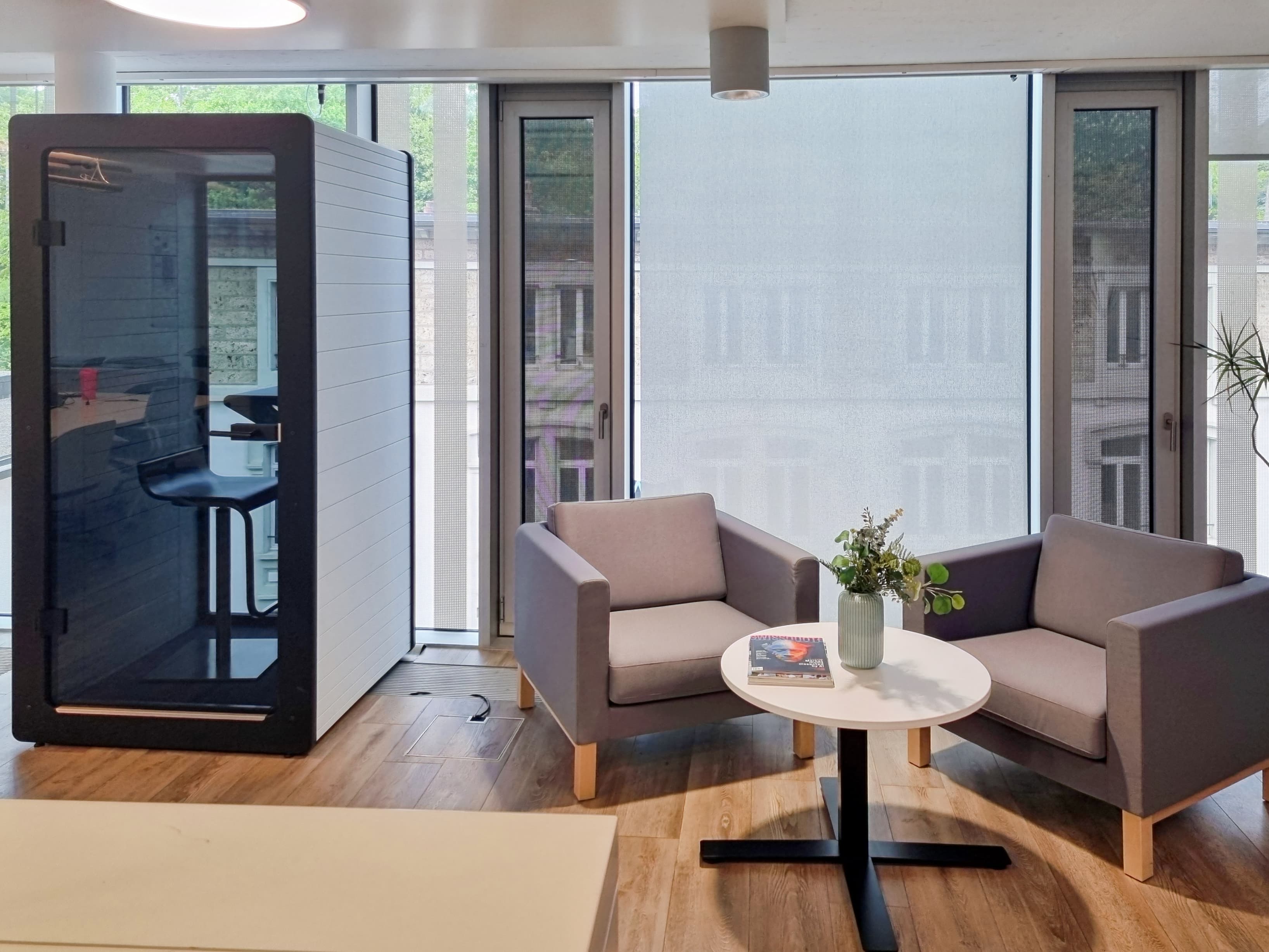 LAUSANNE, City Flon image 9