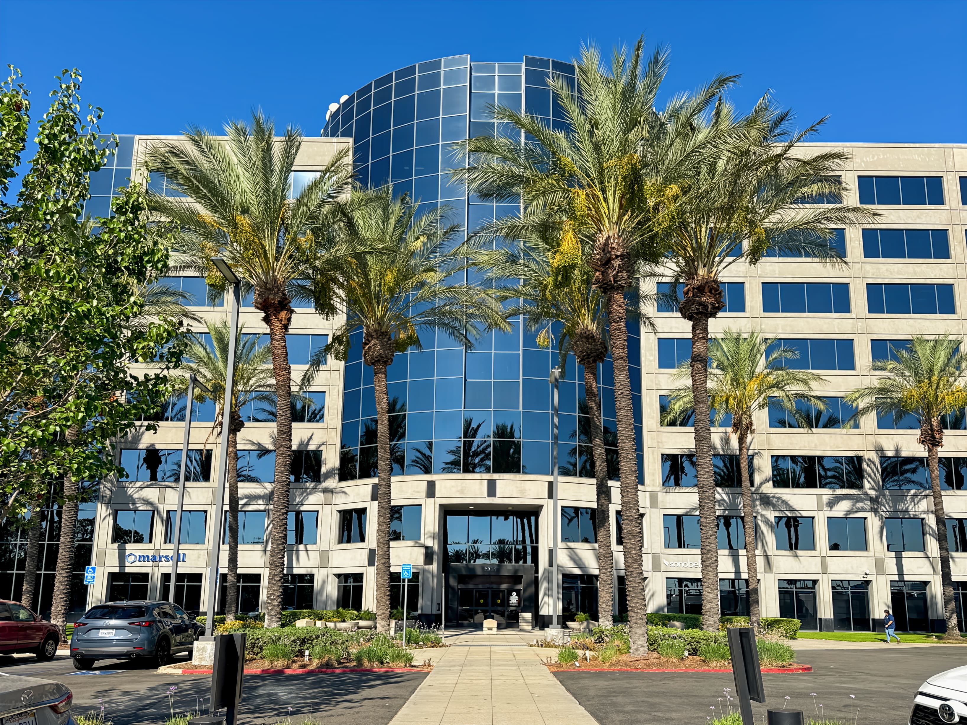 CA, Ontario - One Lakeshore image 3 CA, Ontario - One Lakeshore image 3