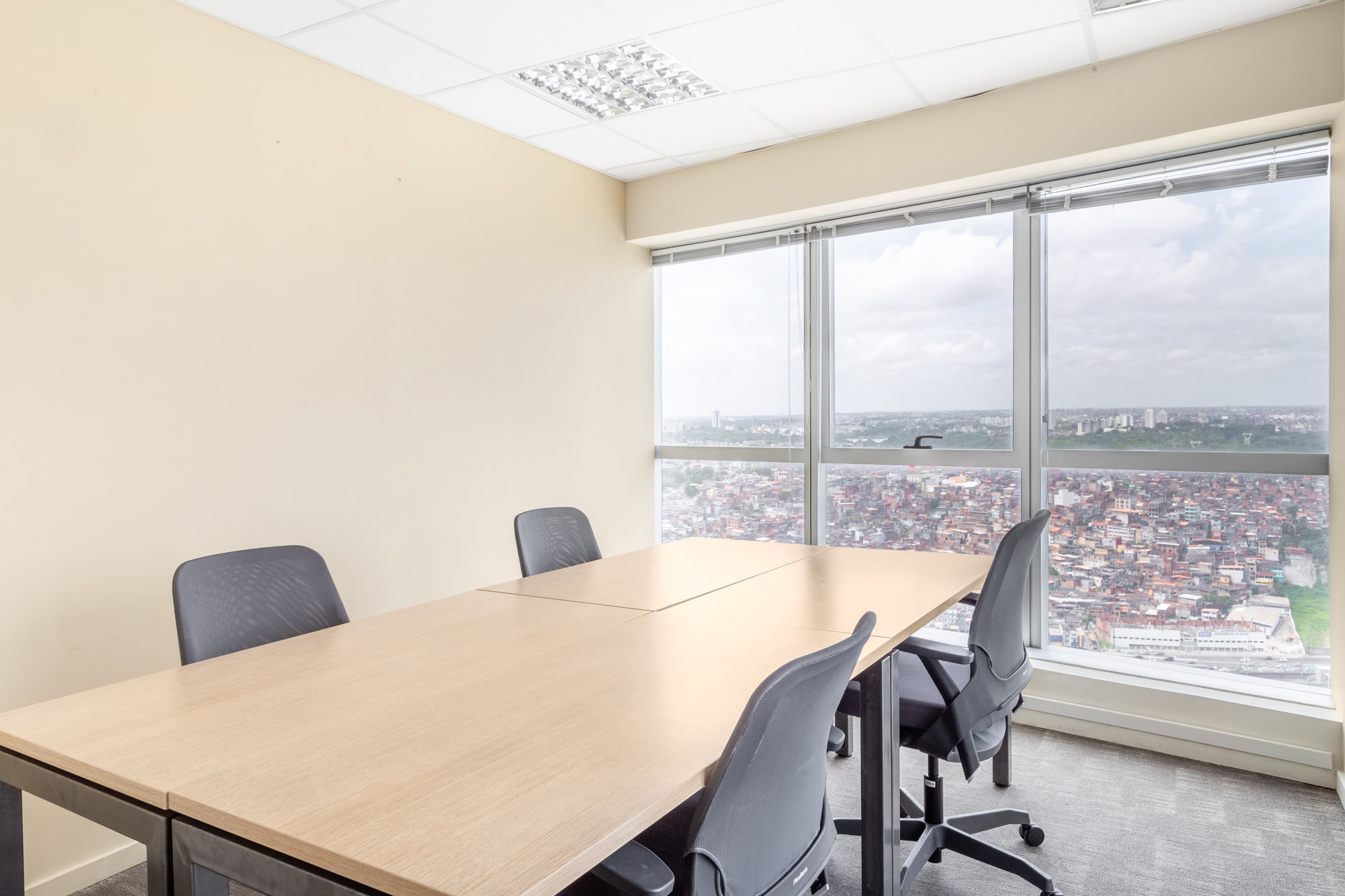 SALVADOR, Mundo Plaza – Tancredo Neves image 7