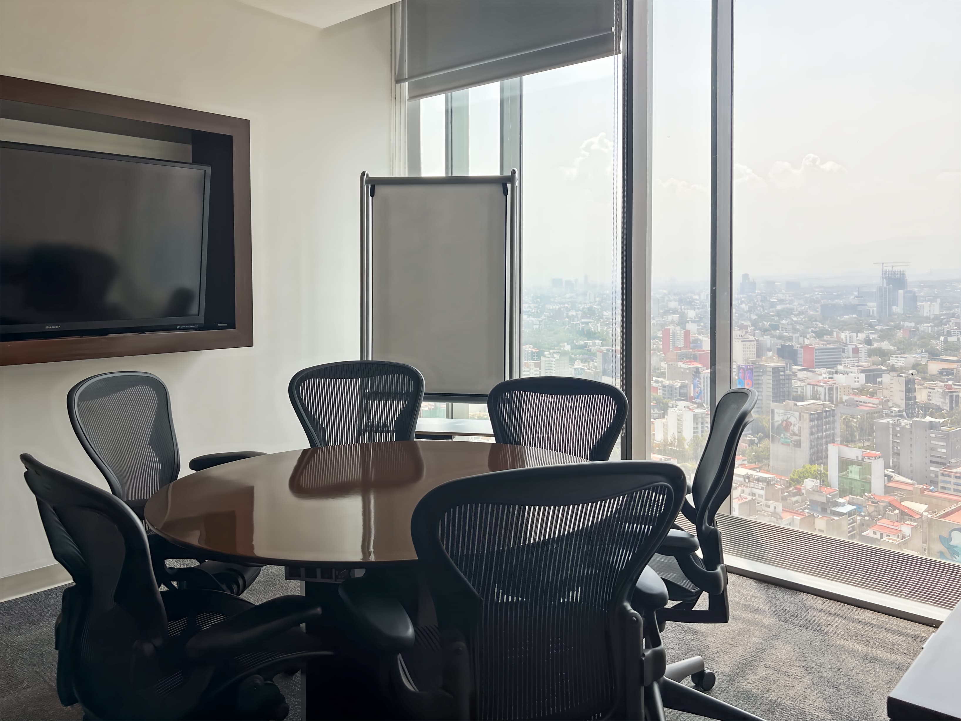 MEXICO CITY, Reforma - New York Life image 2