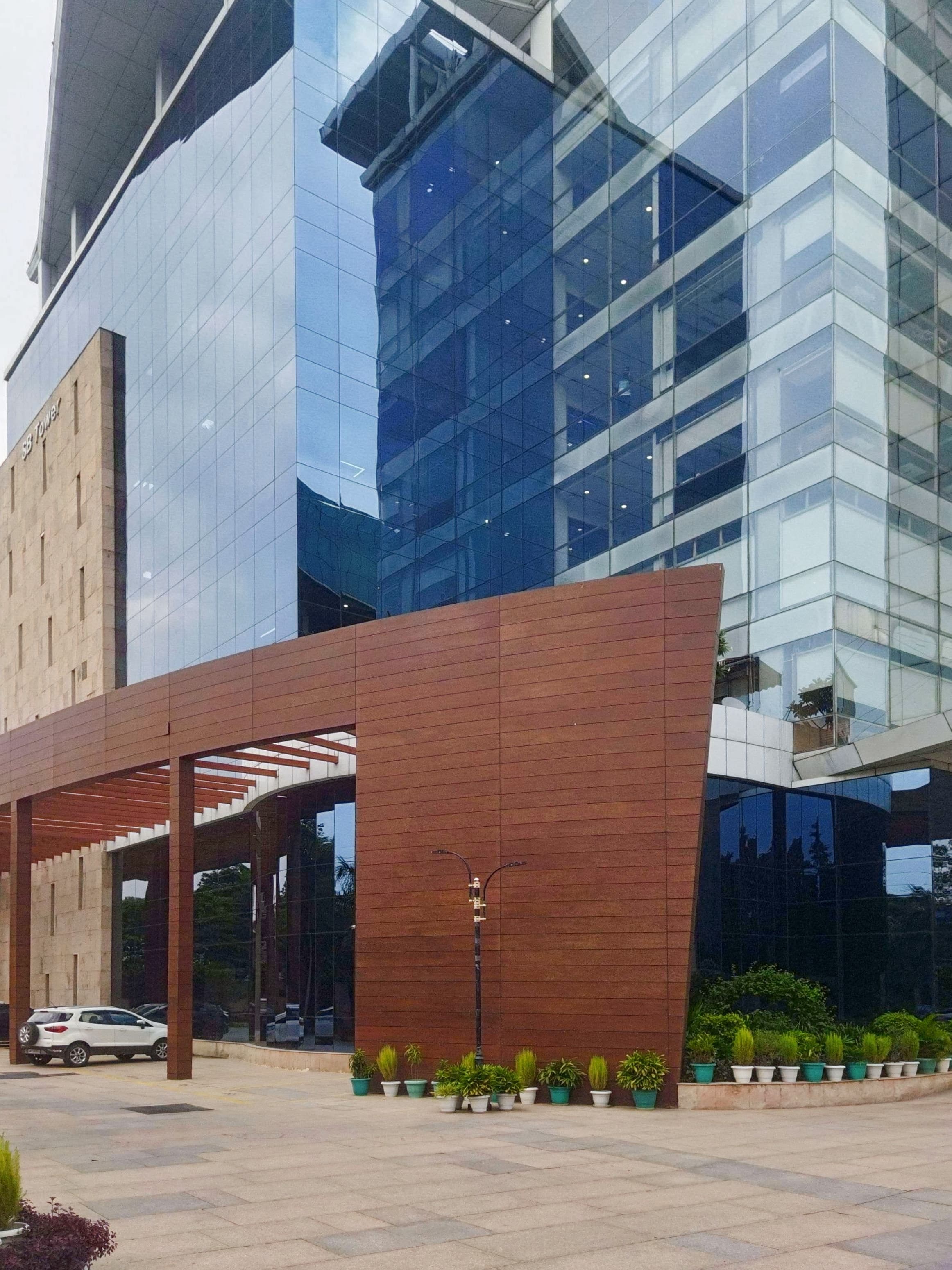 ECUADOR, Guayaquil, Mall Del Sol image 3 ECUADOR, Guayaquil, Mall Del Sol image 3