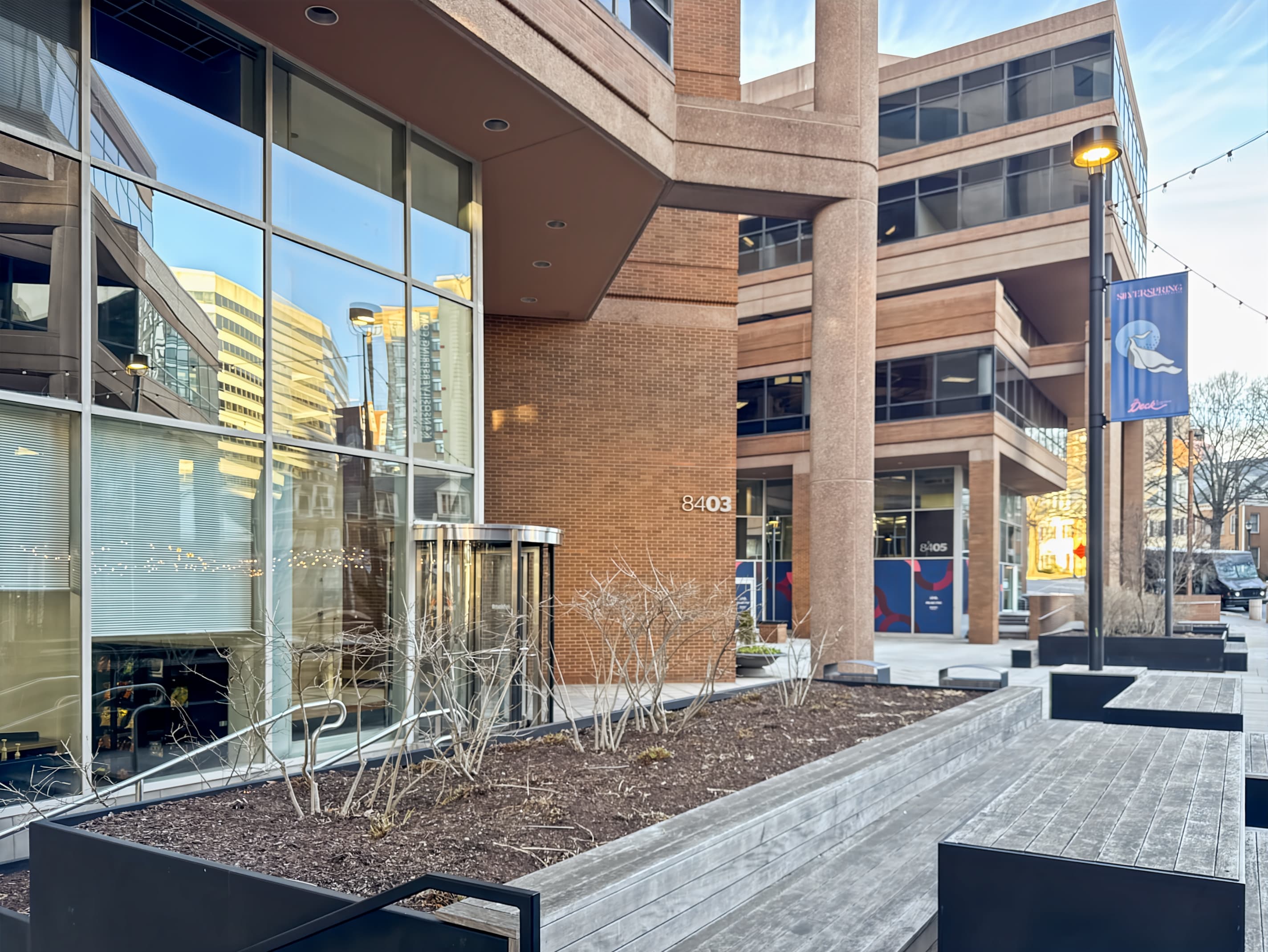 MD, Silver Spring - Metro Plaza II image 2