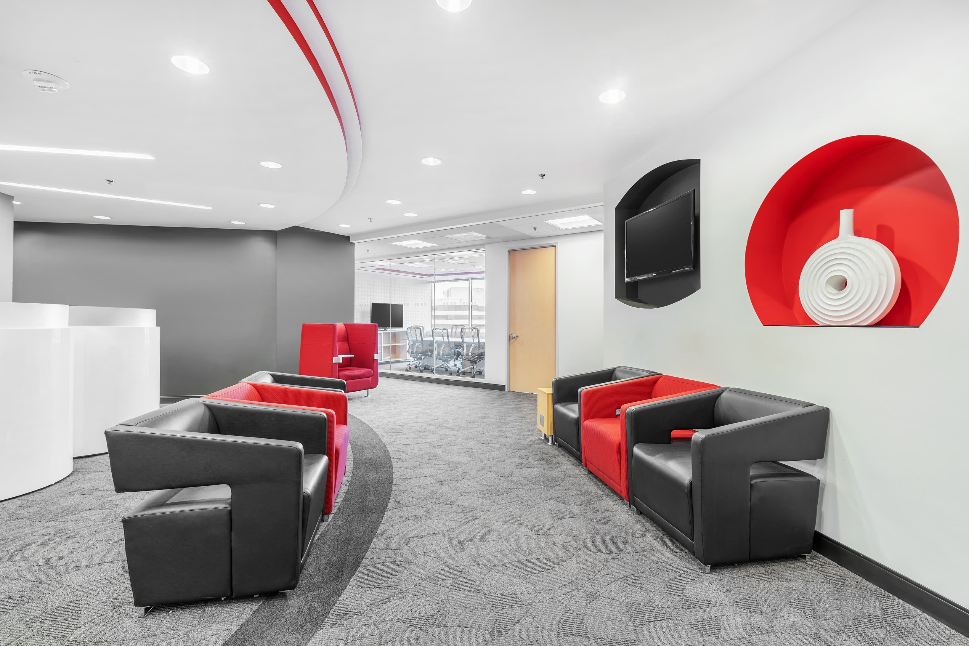 MD, Silver Spring - Metro Plaza II image 1 MD, Silver Spring - Metro Plaza II image 1