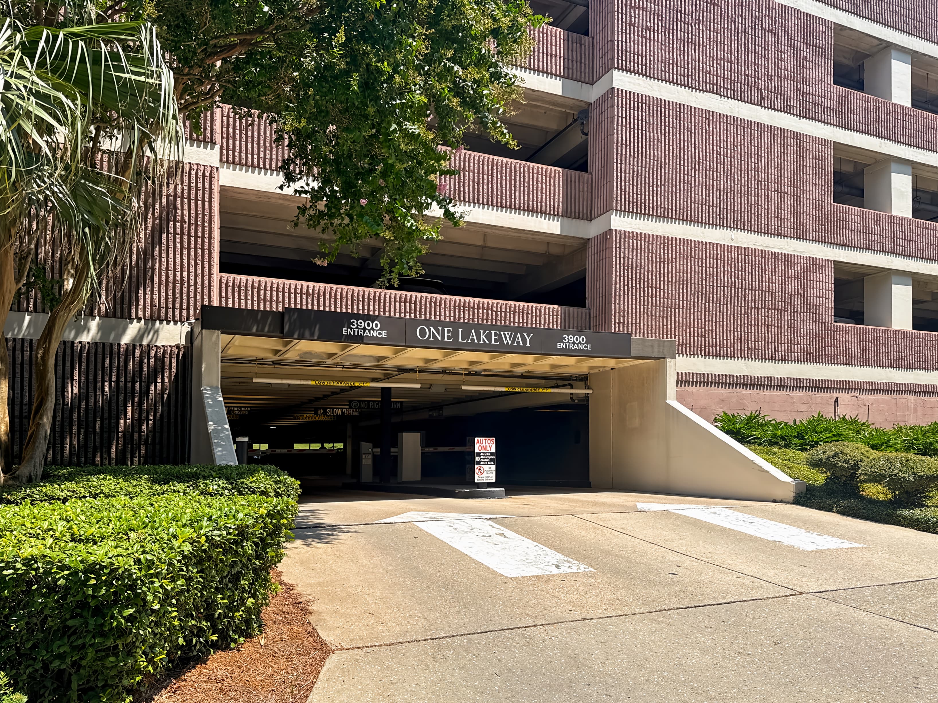 LA, New Orleans - Metairie - One Lakeway image 3 LA, New Orleans - Metairie - One Lakeway image 3