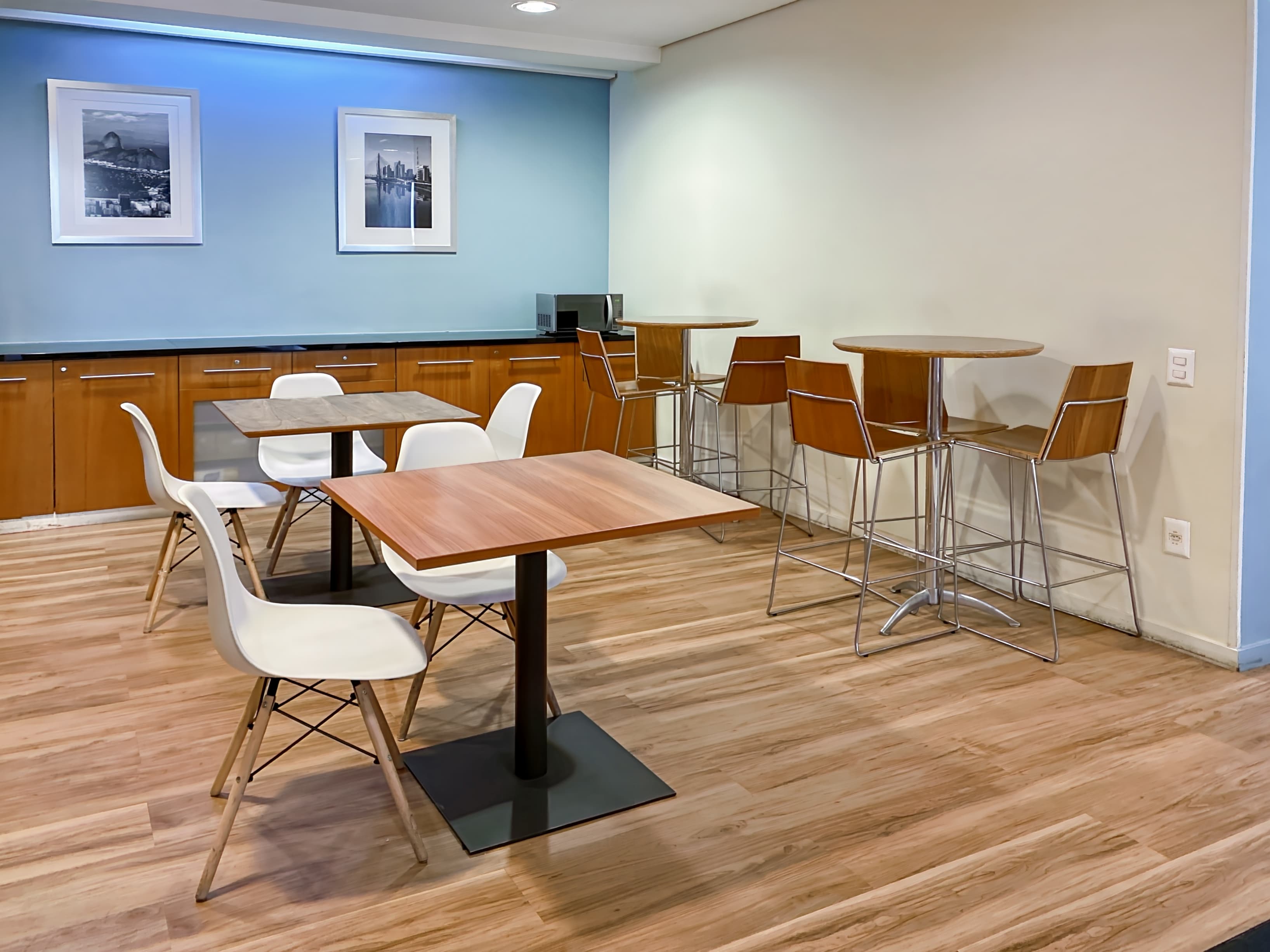 RIO DE JANEIRO, Galeria Sul America image 1