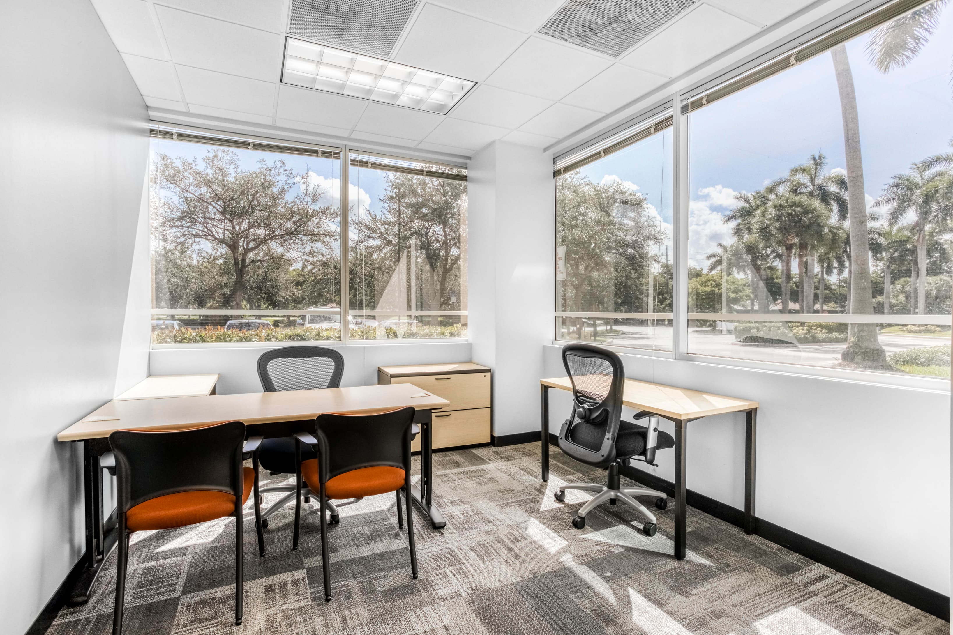 FL, Miramar - Huntington Square III image 4