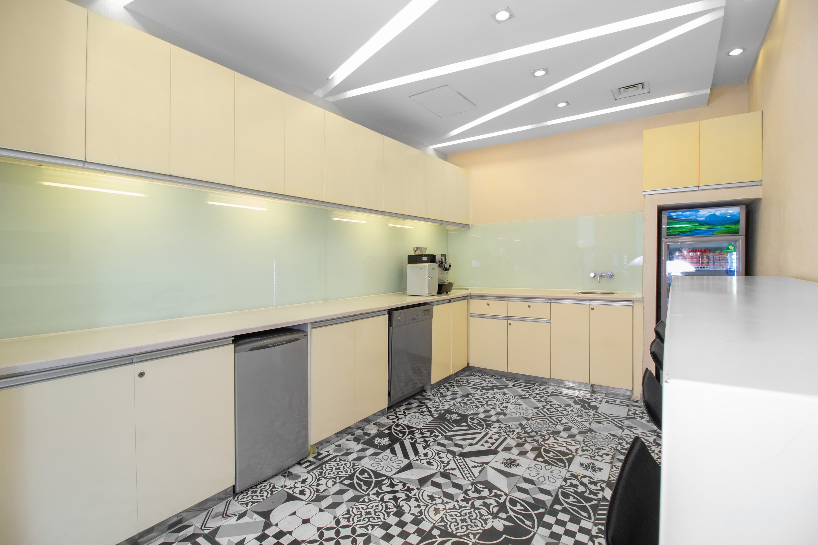 Ho Chi Minh City, Saigon Tower image 2 Ho Chi Minh City, Saigon Tower image 2