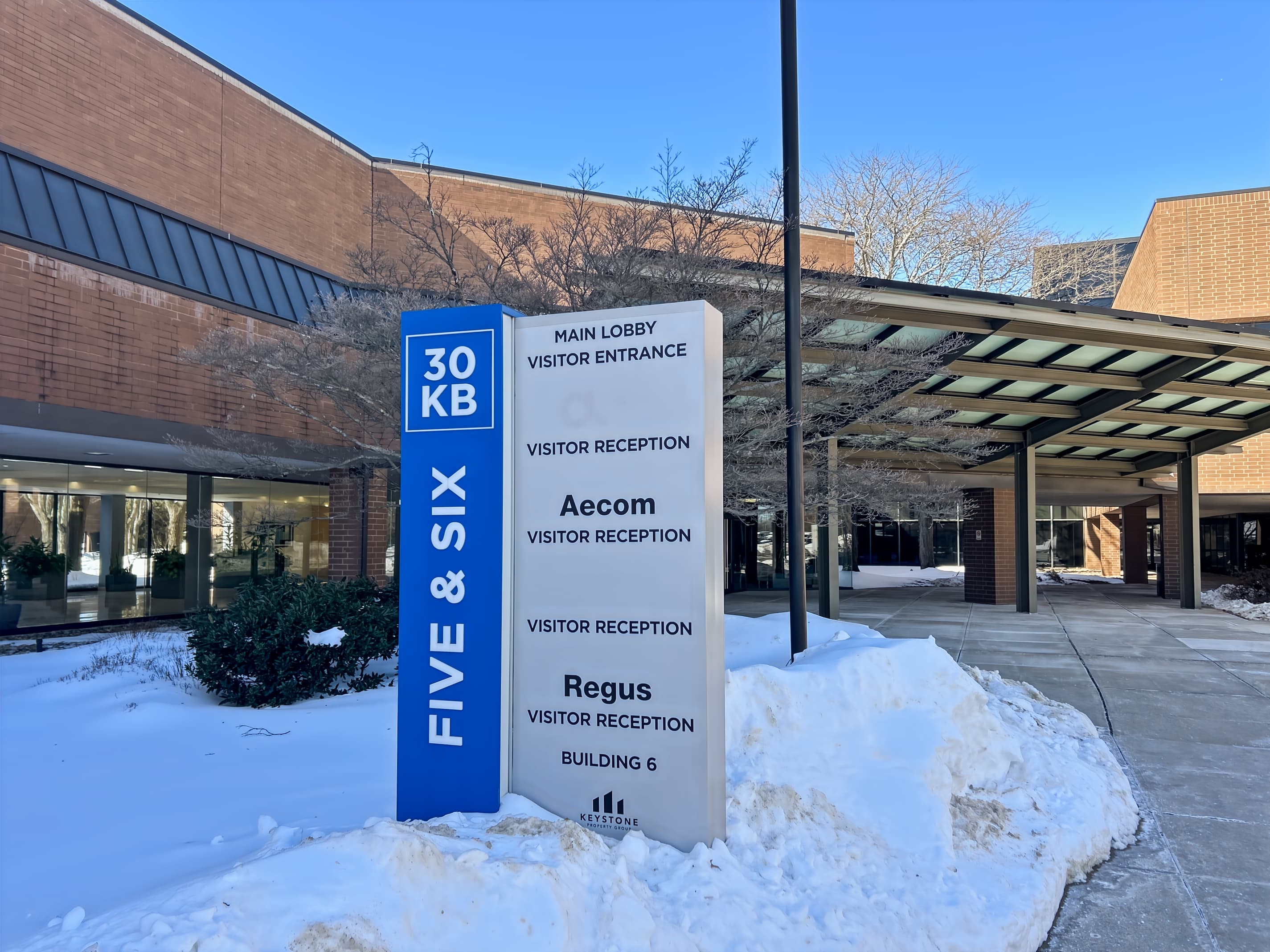 NJ, Piscataway - Knightsbridge image 4