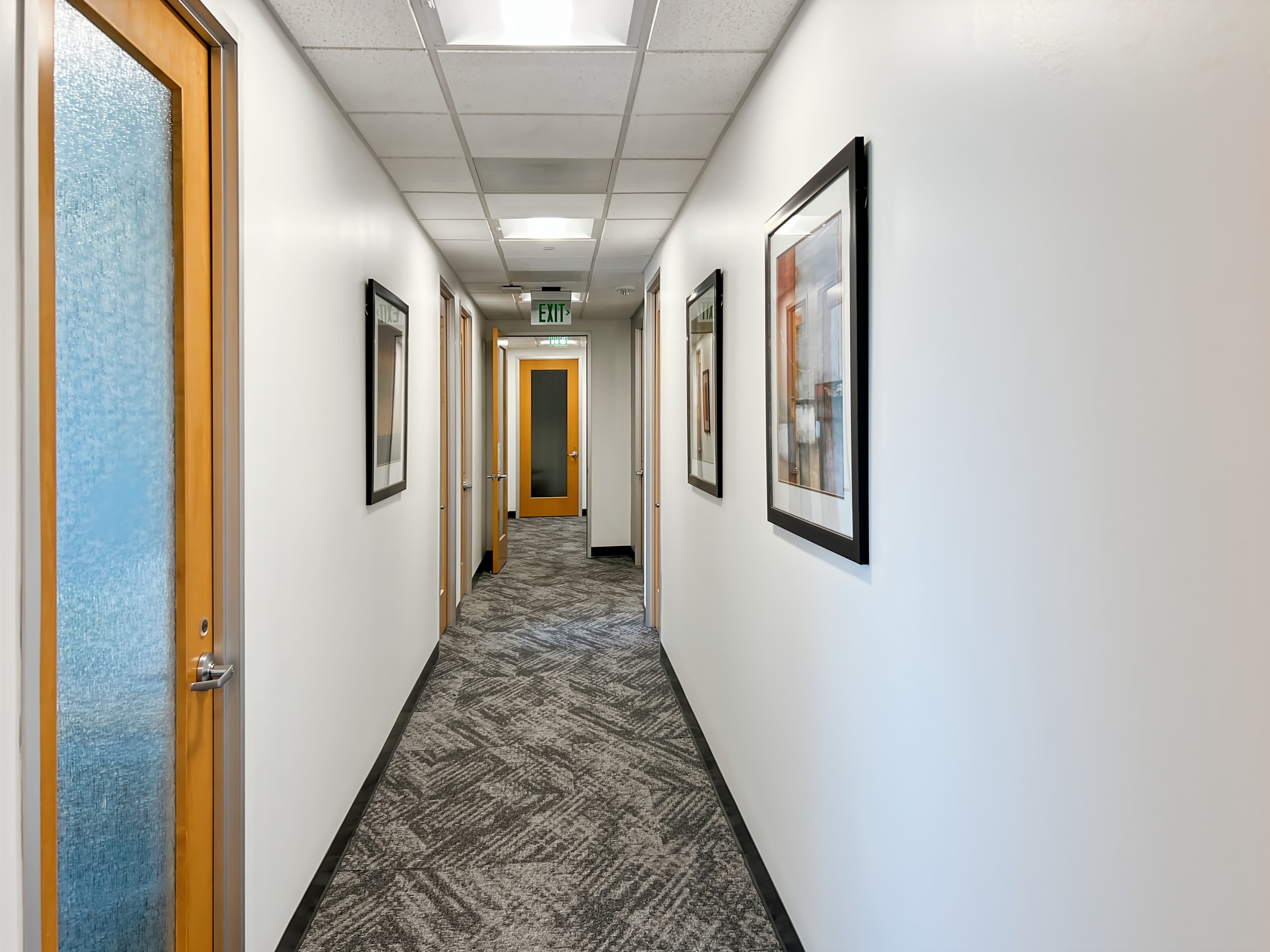 MD, Pikesville - Woodholme Center image 2 MD, Pikesville - Woodholme Center image 2