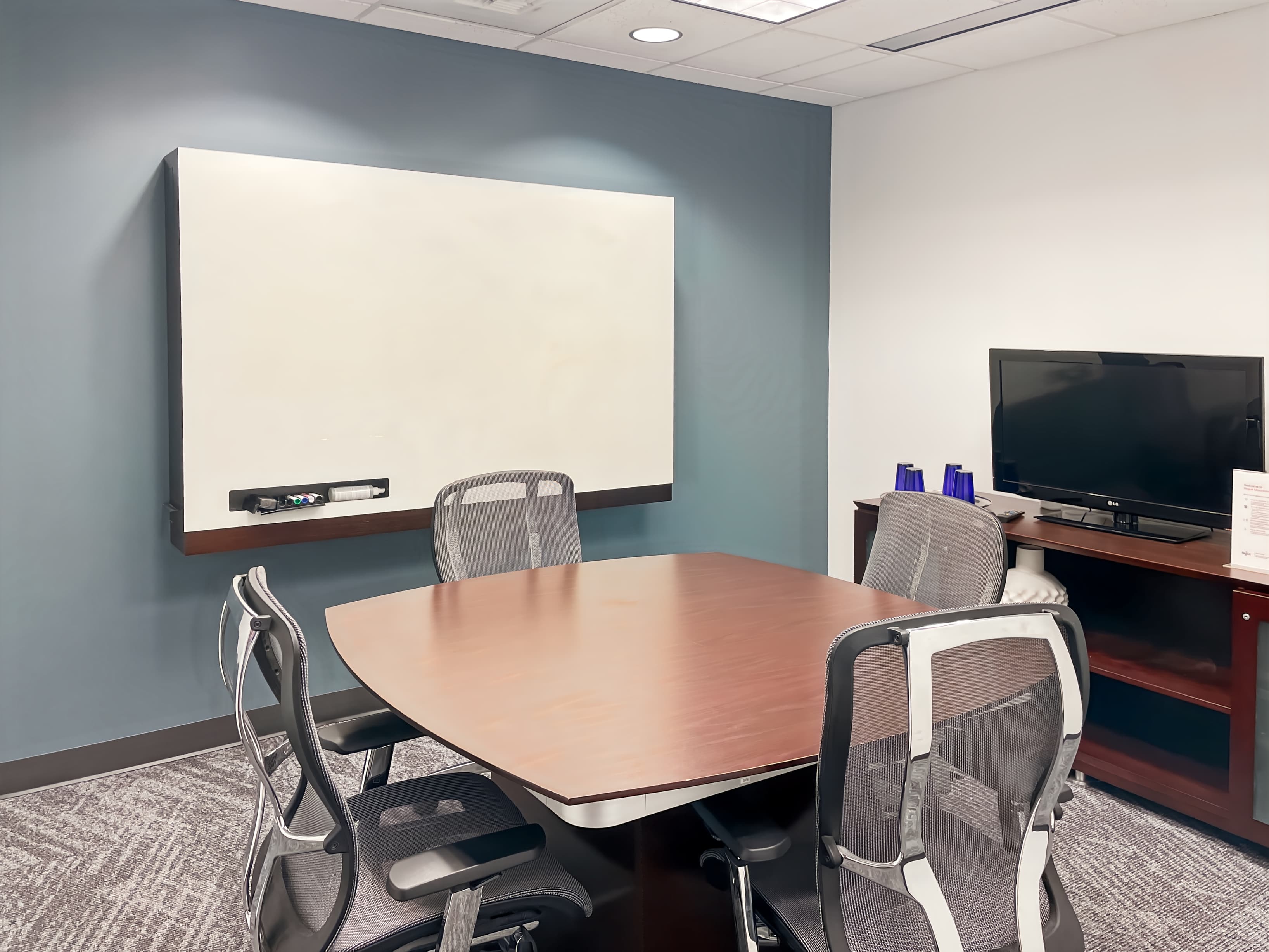 WA, Mountlake Terrace - Redstone Corporate Center image 5