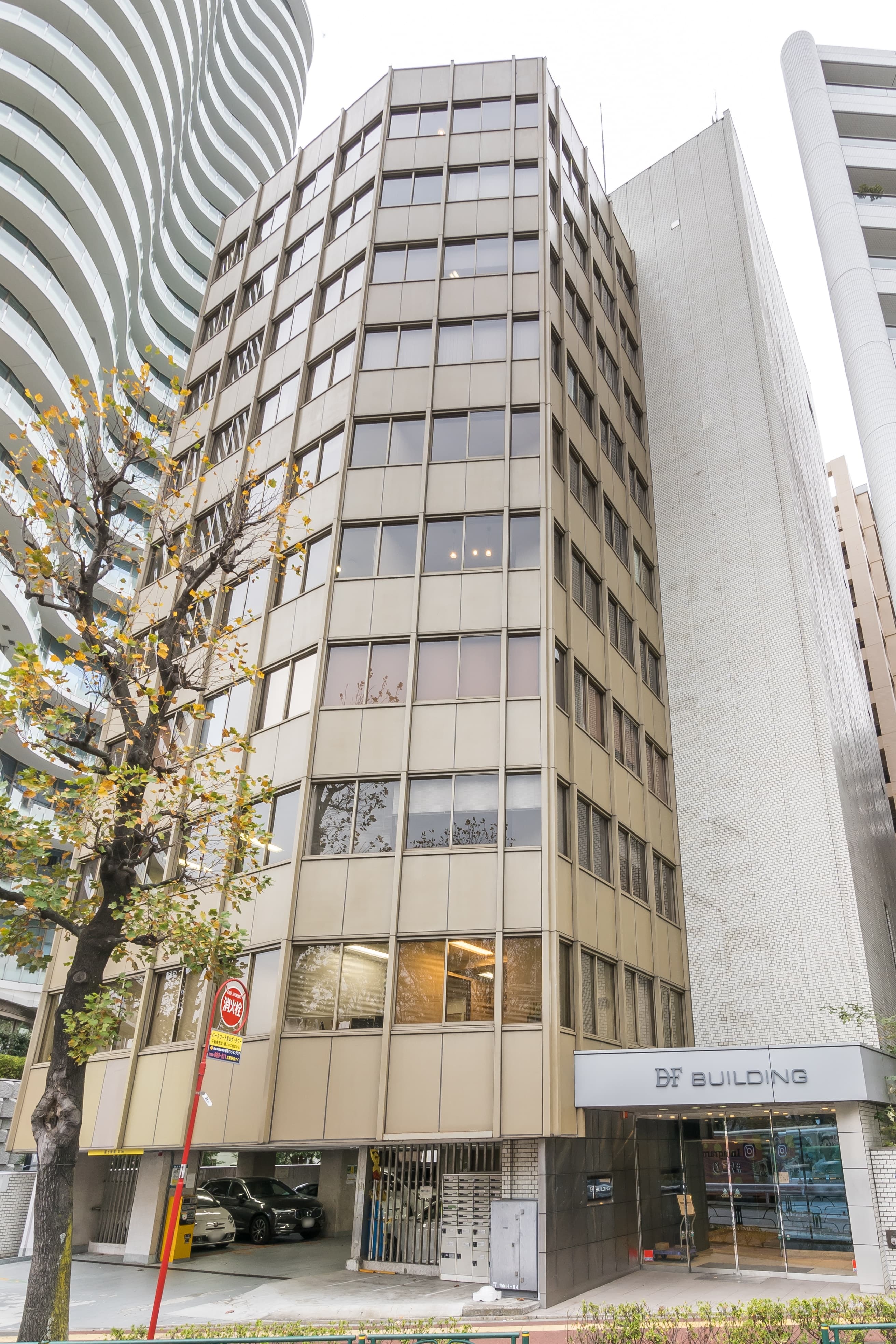 TOKYO, Aoyama Centre (Open Office) image 4