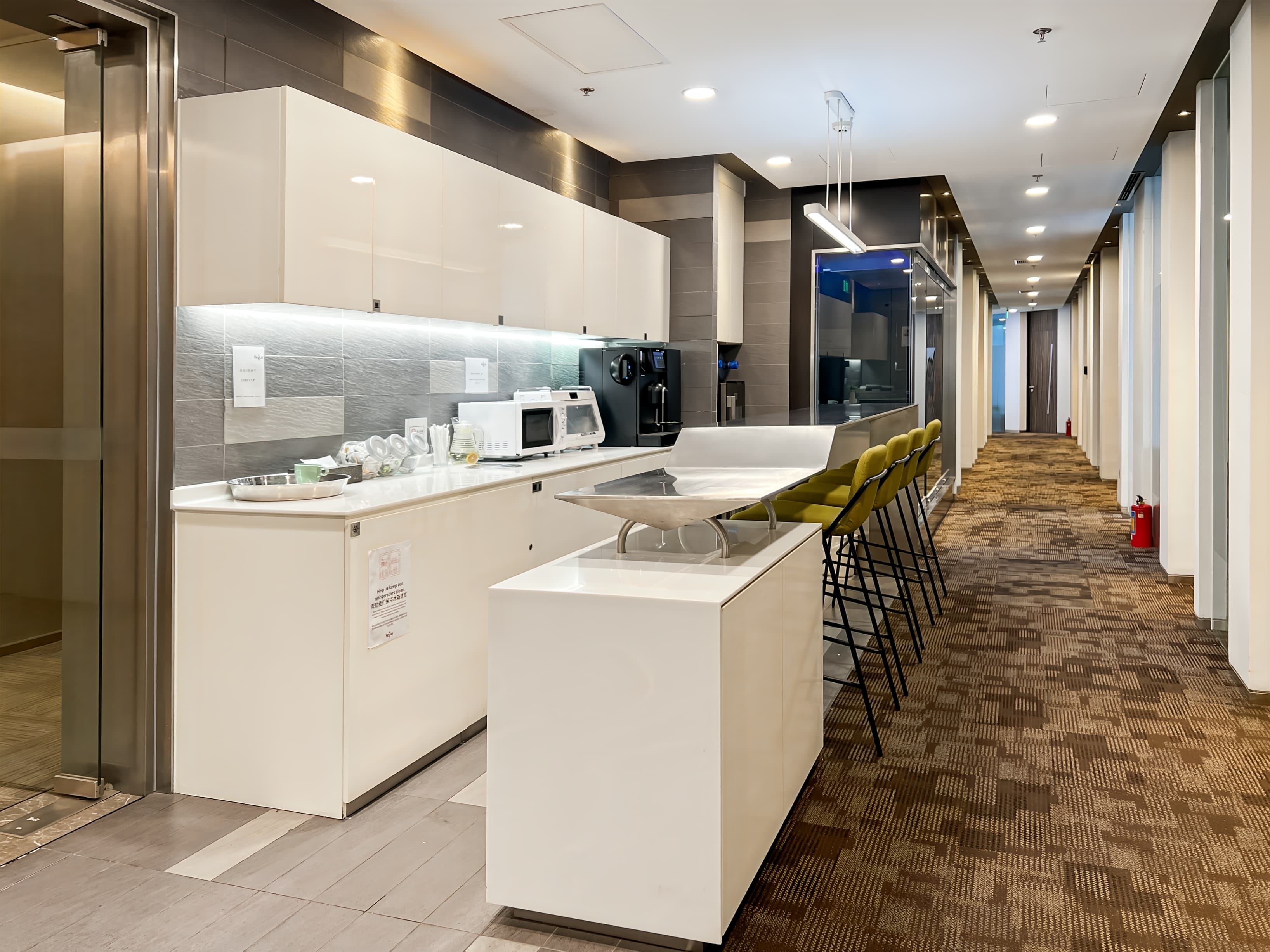 NANJING, Jinling - Asia Pacific Tower image 7 NANJING, Jinling - Asia Pacific Tower image 7