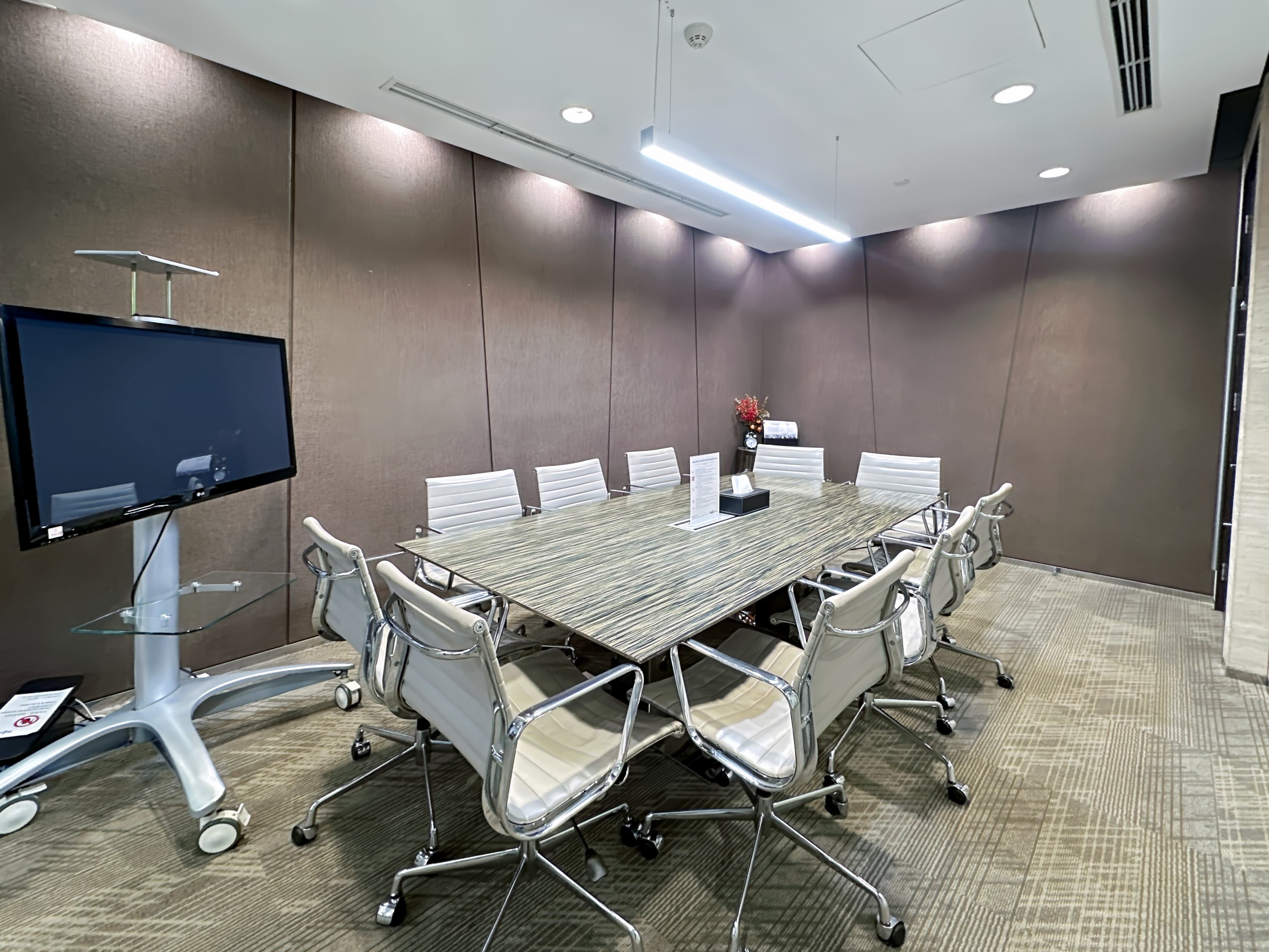 TIANJIN, Golden Valley Center image 9