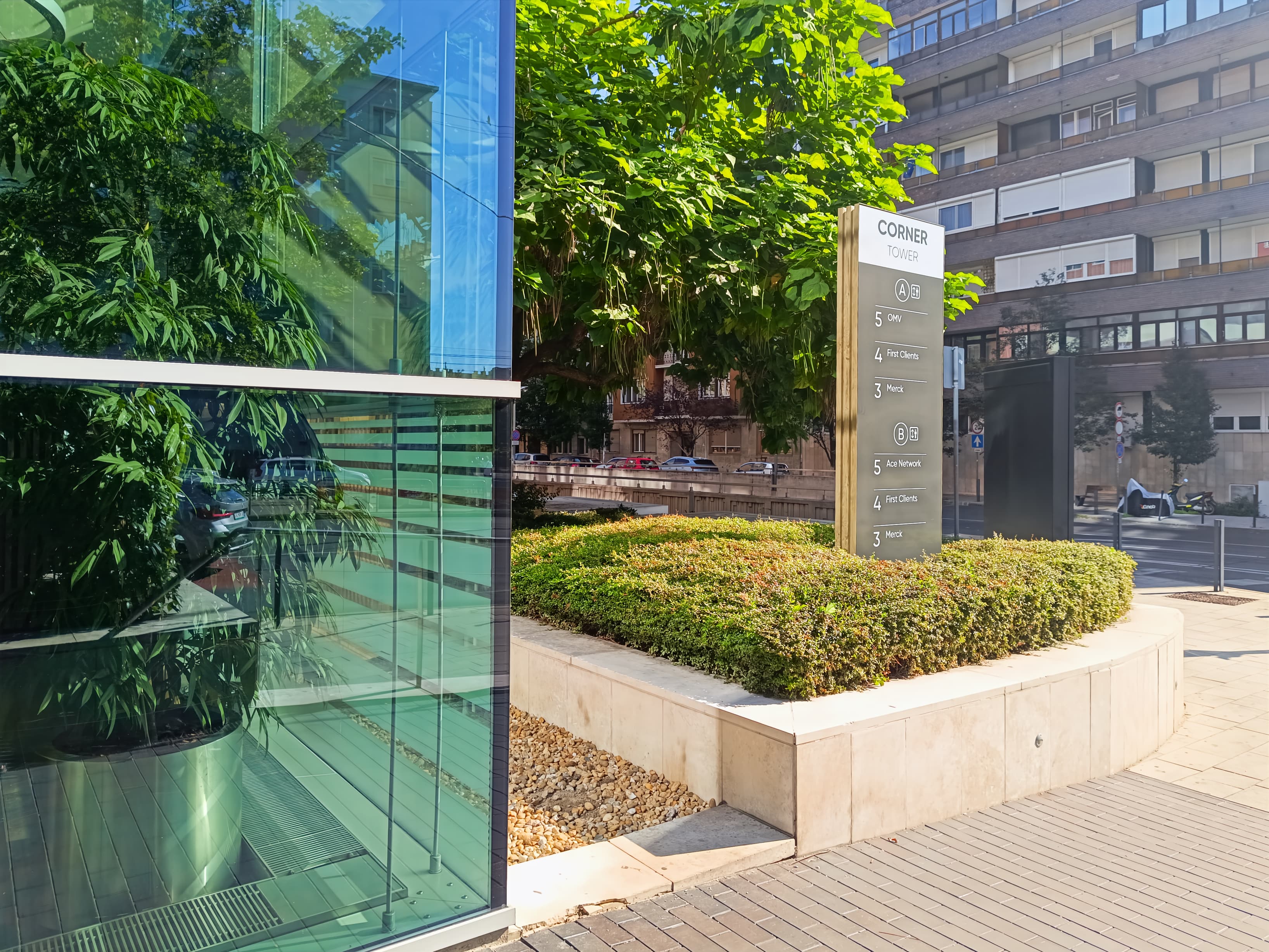 BUDAPEST, Ujbuda Allee Corner image 8 BUDAPEST, Ujbuda Allee Corner image 8