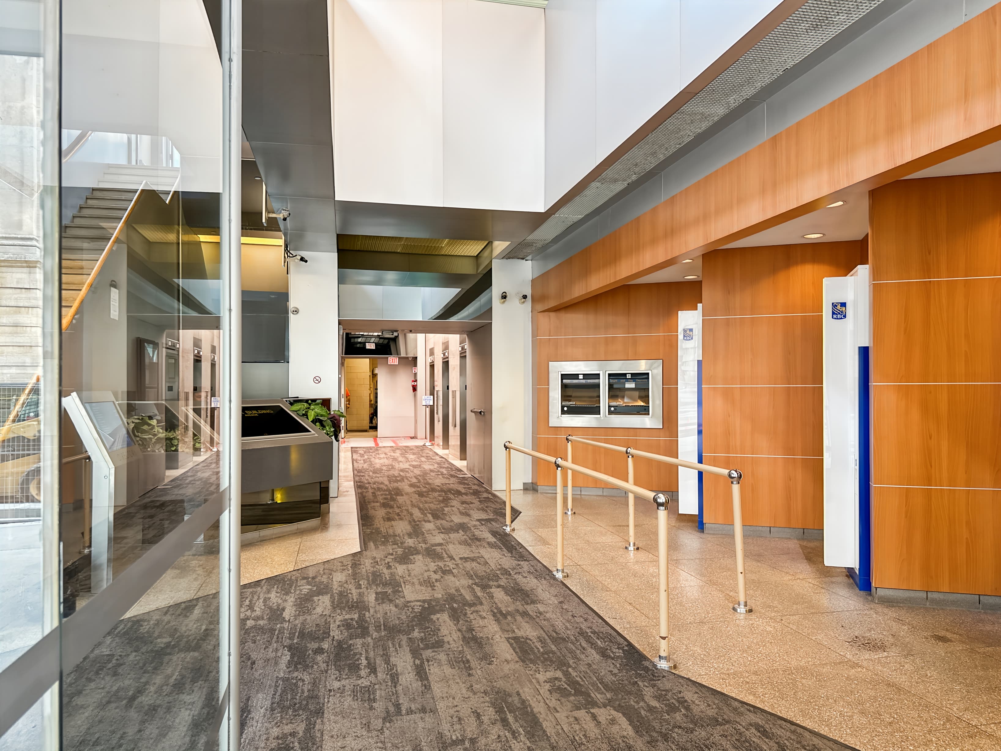 SK, Regina - City Centre - Royal Bank Building image 8