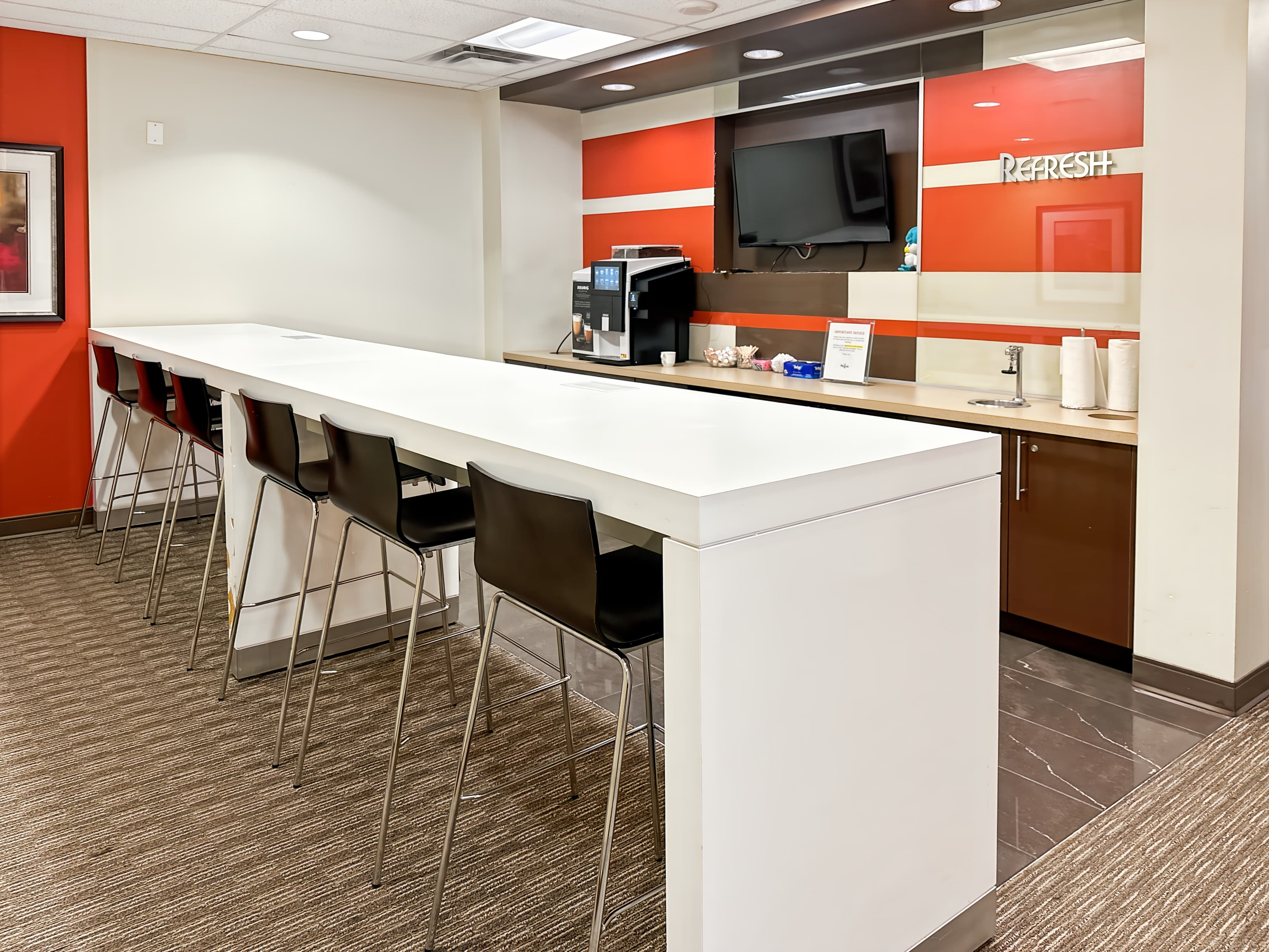 SK, Regina - City Centre - Royal Bank Building image 3