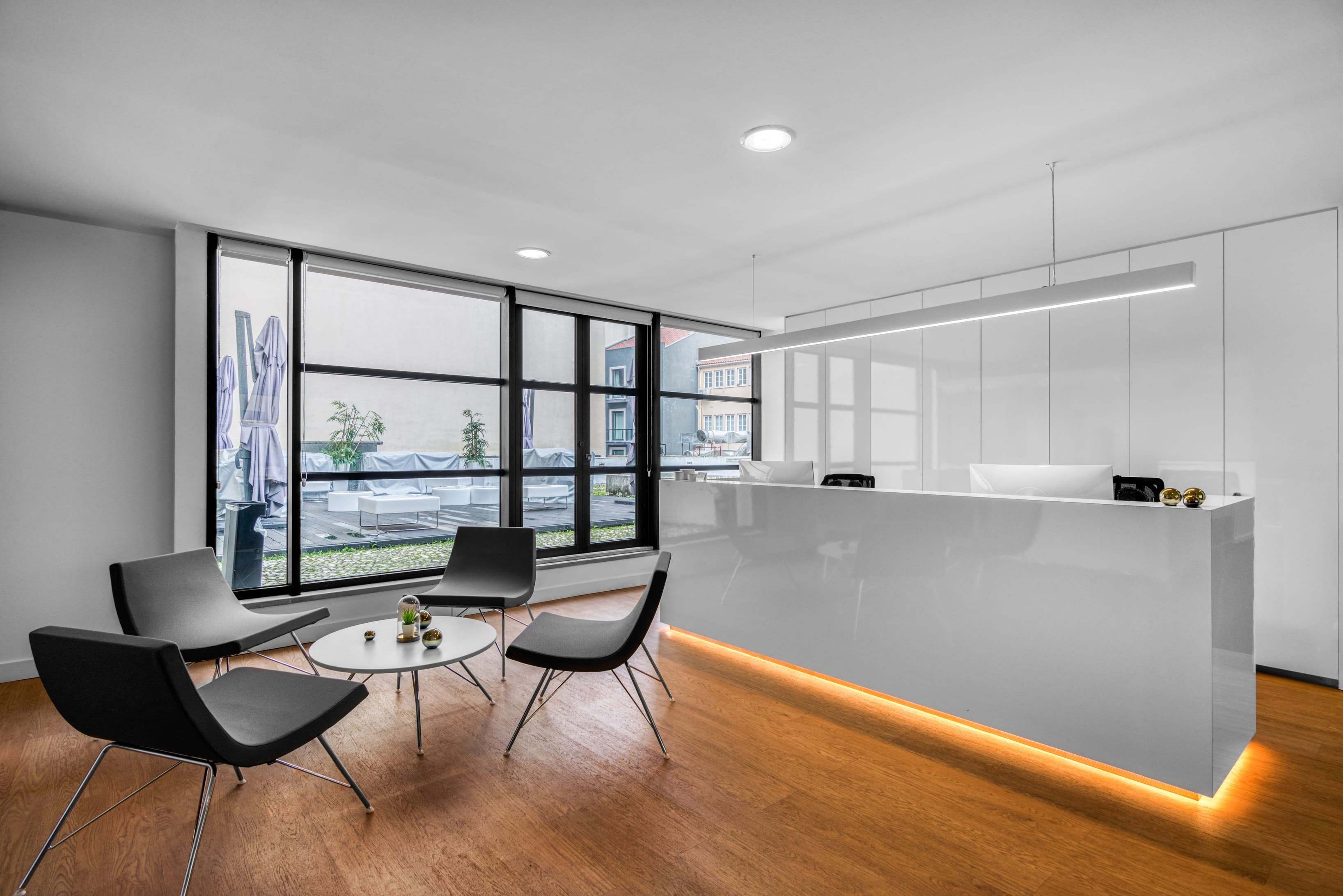 LISBON, Avenida da Liberdade image 2