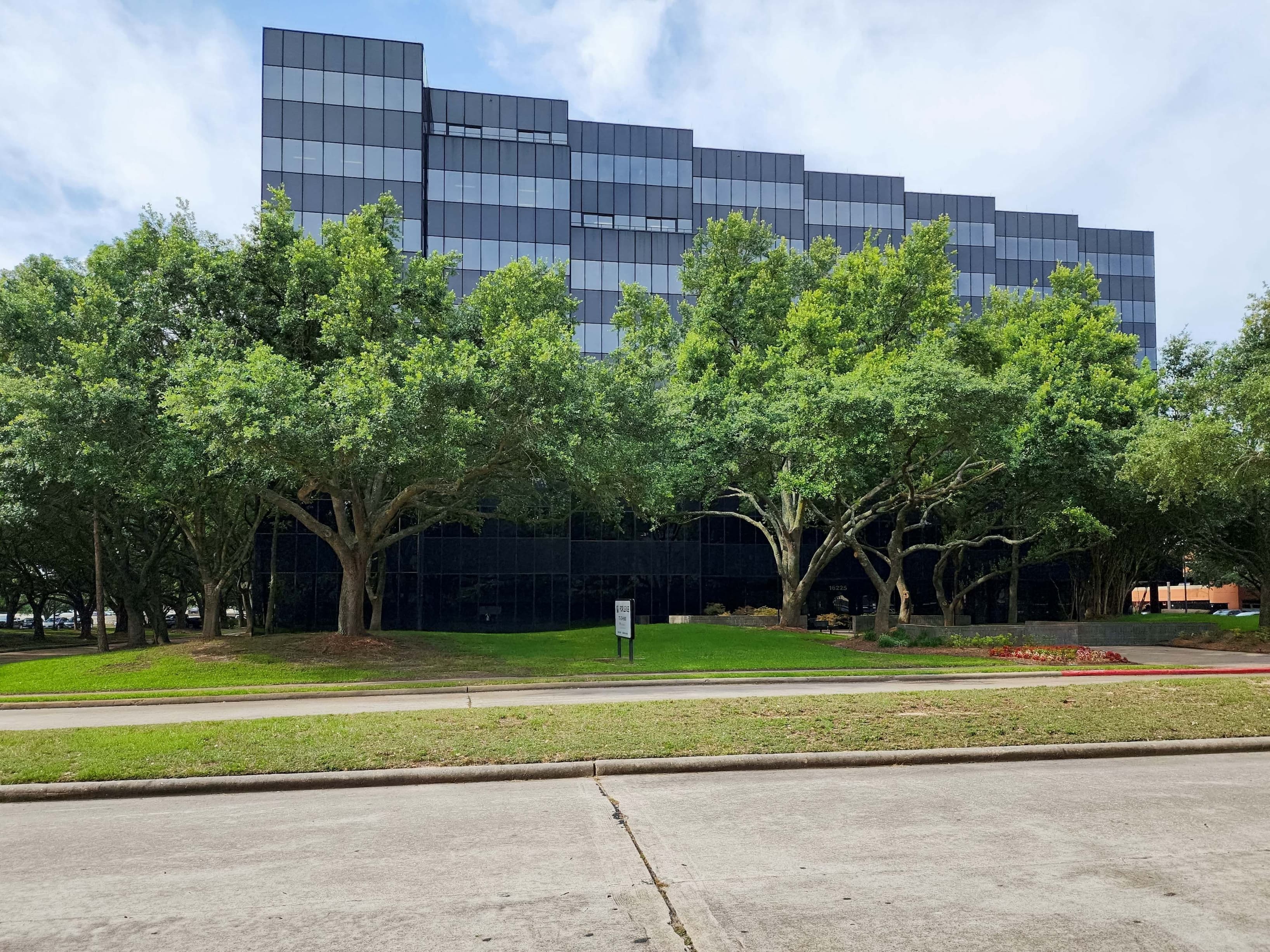 TX, Houston - Park Ten Place image 8 TX, Houston - Park Ten Place image 8