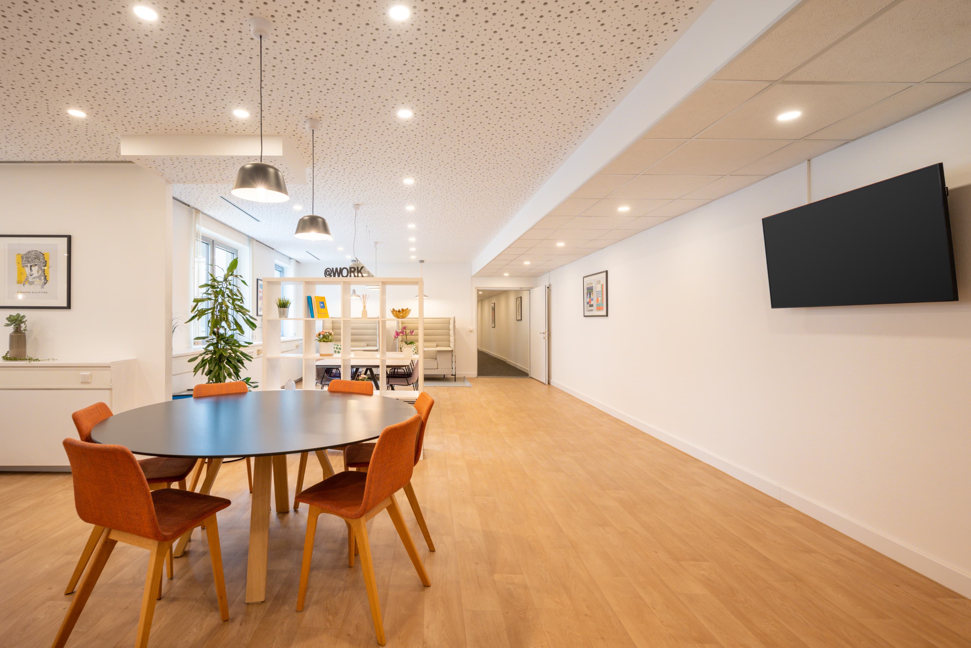 VIENNA, Mariahilfer Strasse image 7 VIENNA, Mariahilfer Strasse image 7