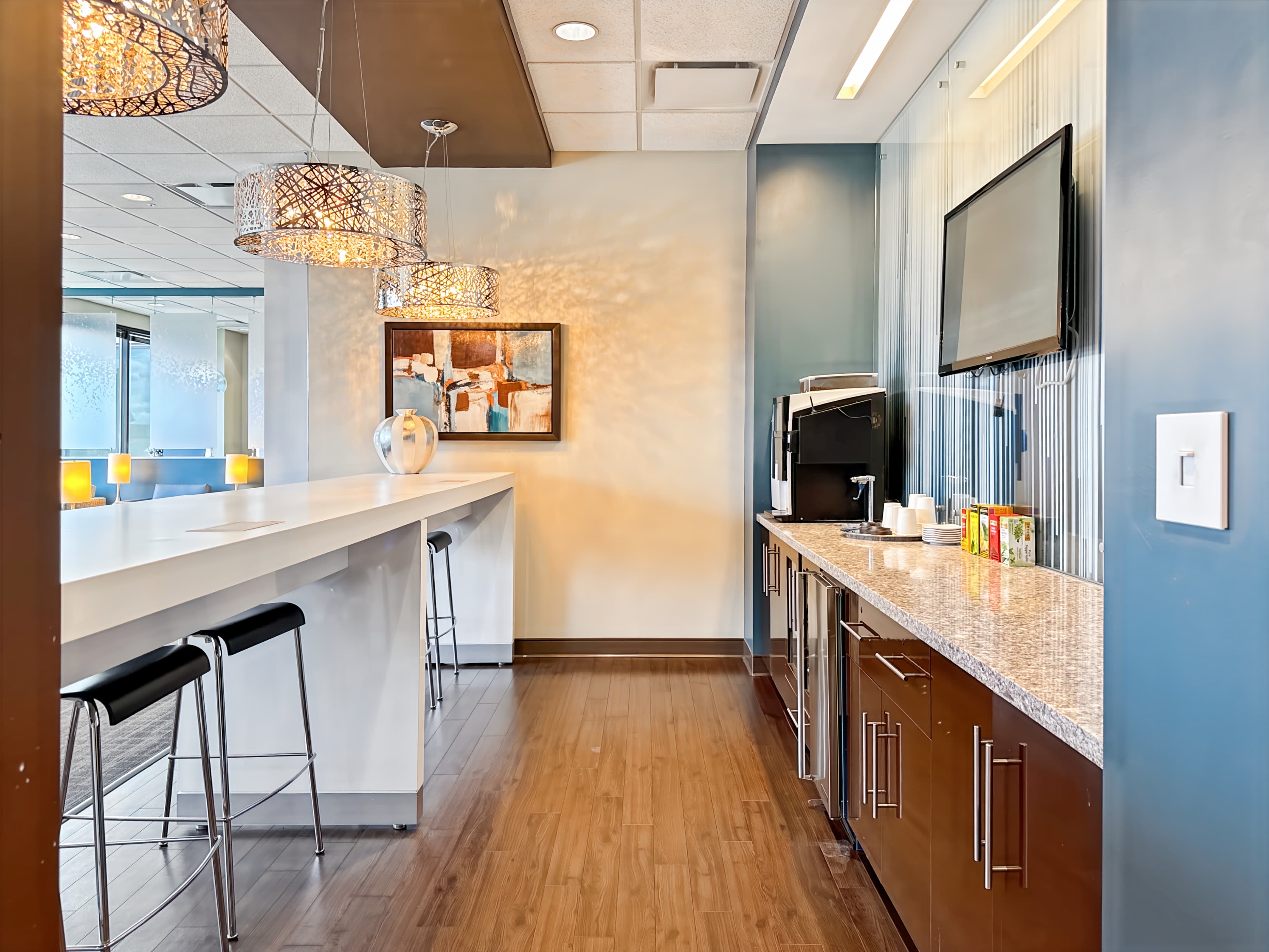 MN, St. Louis Park - West End image 7