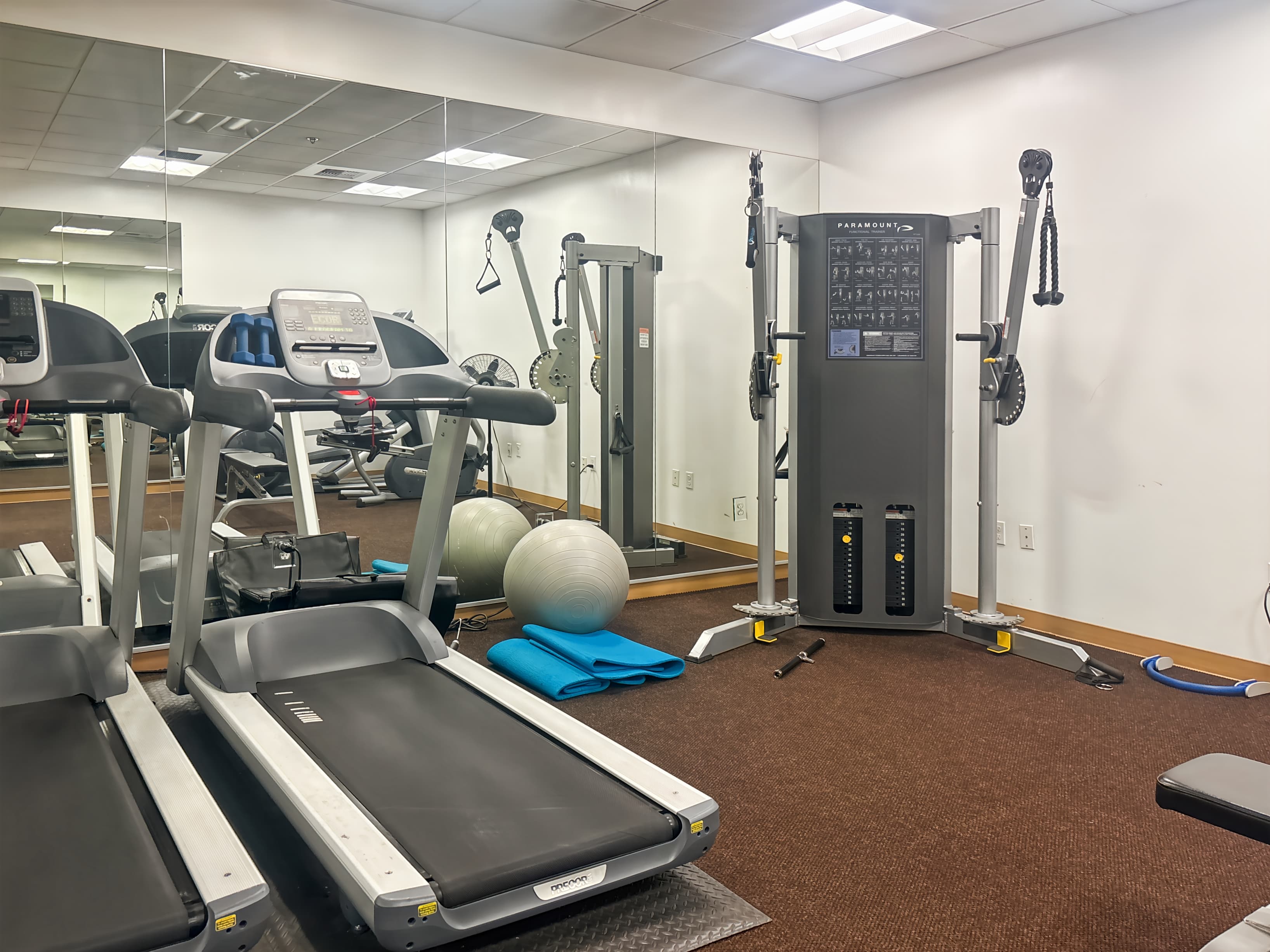 CA, Escondido - La Terraza Corporate Plaza image 5 CA, Escondido - La Terraza Corporate Plaza image 5