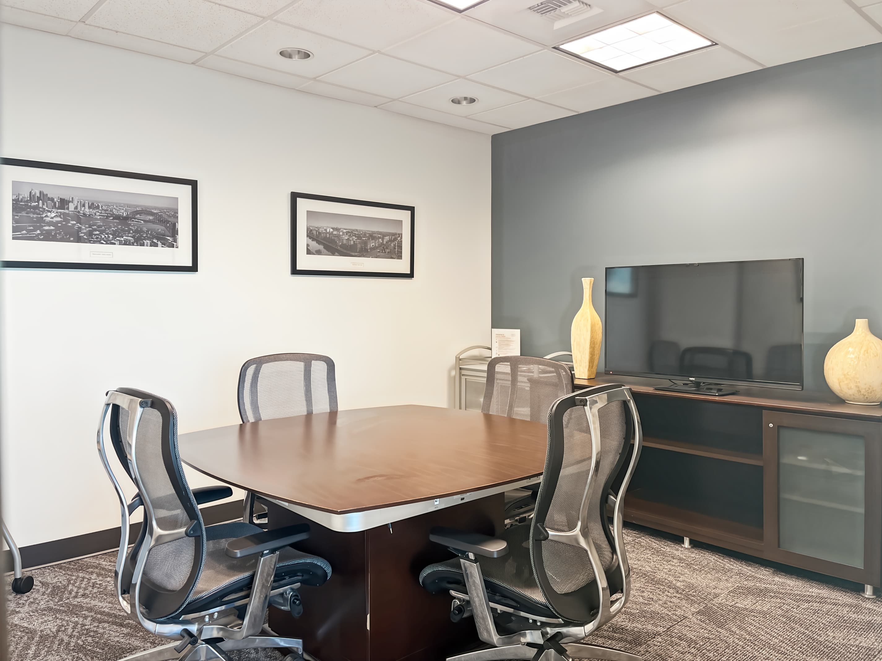 OR, Portland - Liberty Centre image 3