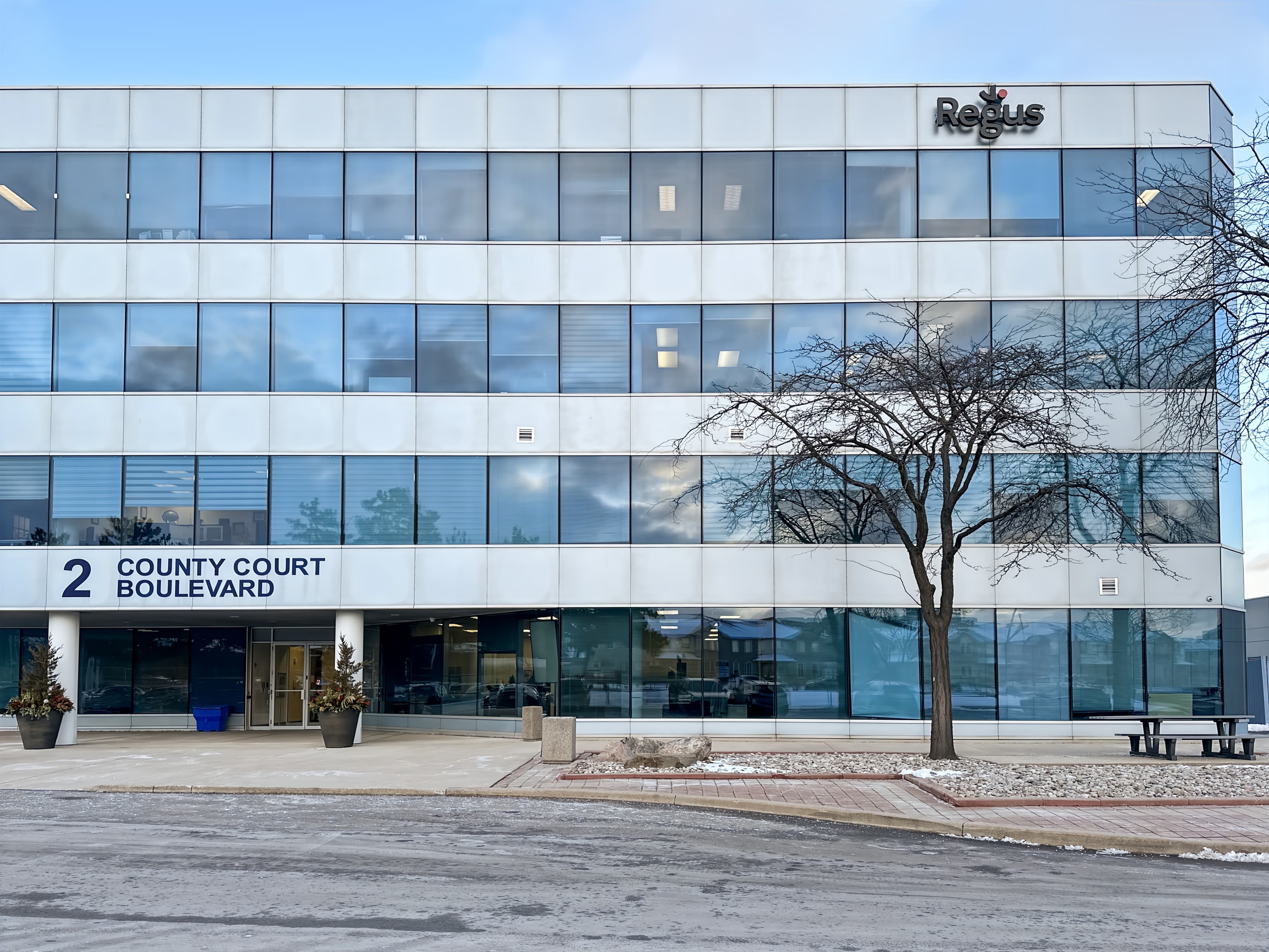 ON, Brampton - Brampton County Court image 1