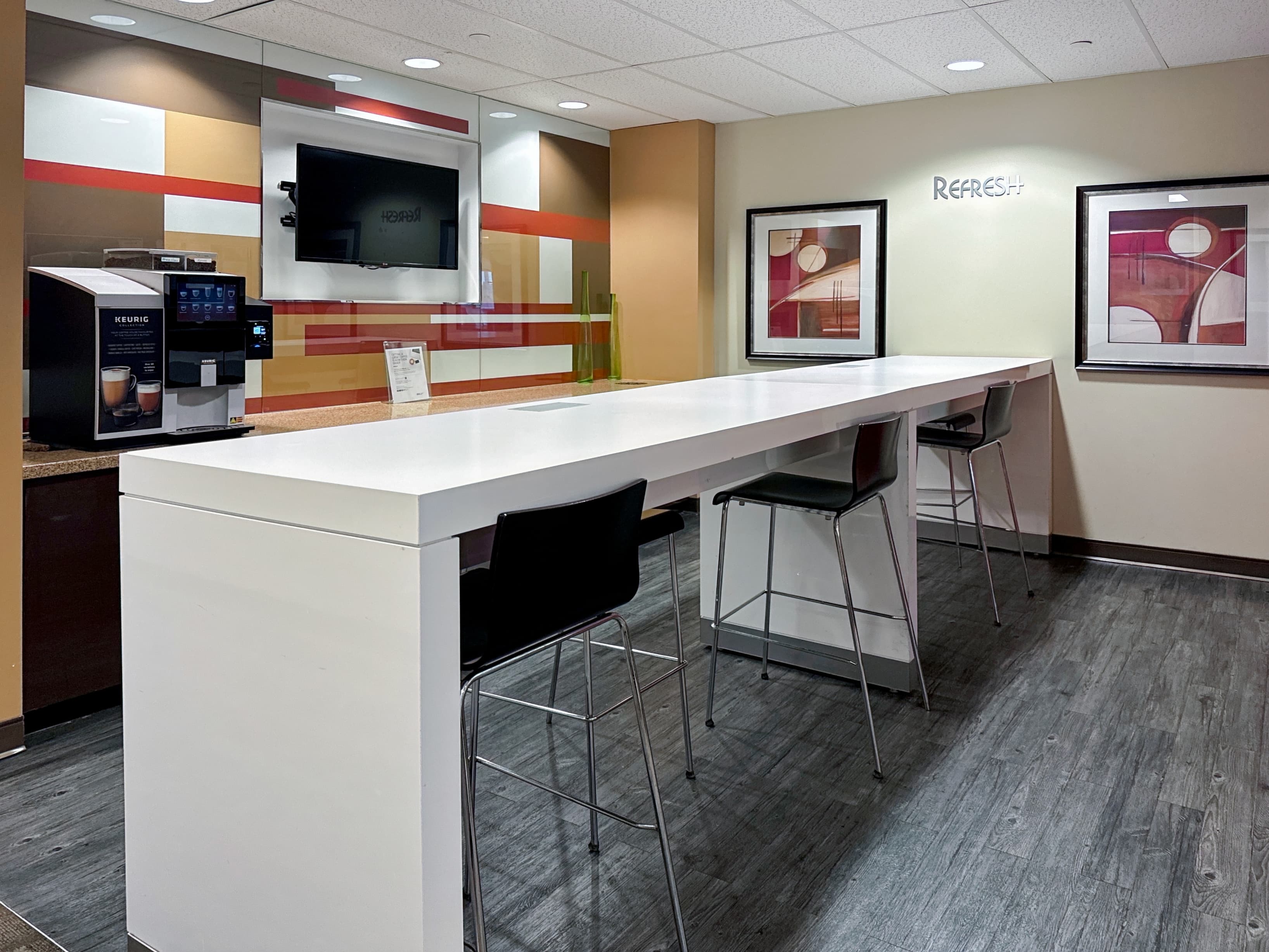 ON, Brampton - Brampton County Court image 2