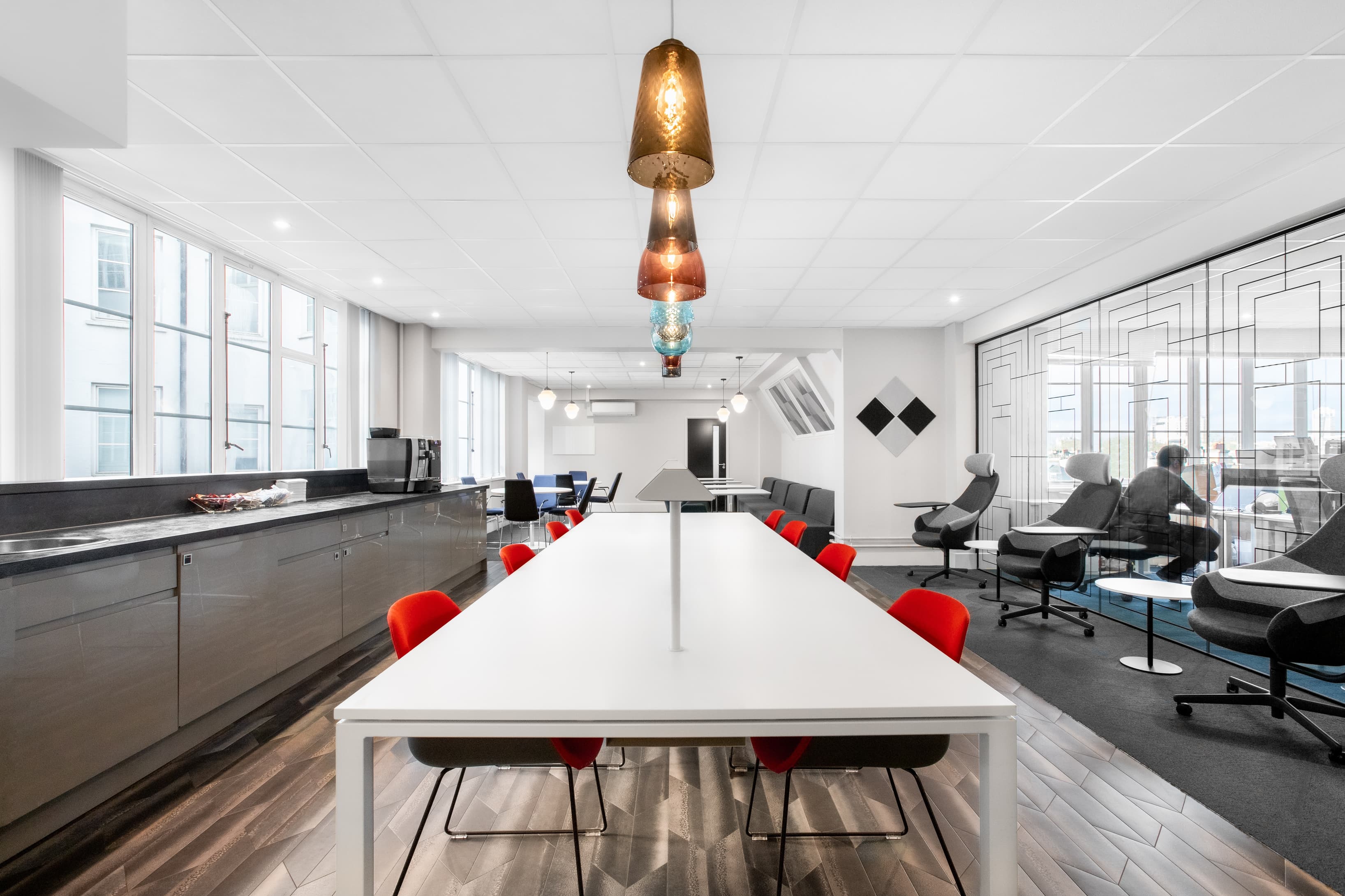 LONDON, Victoria - Grosvenor Gardens image 6