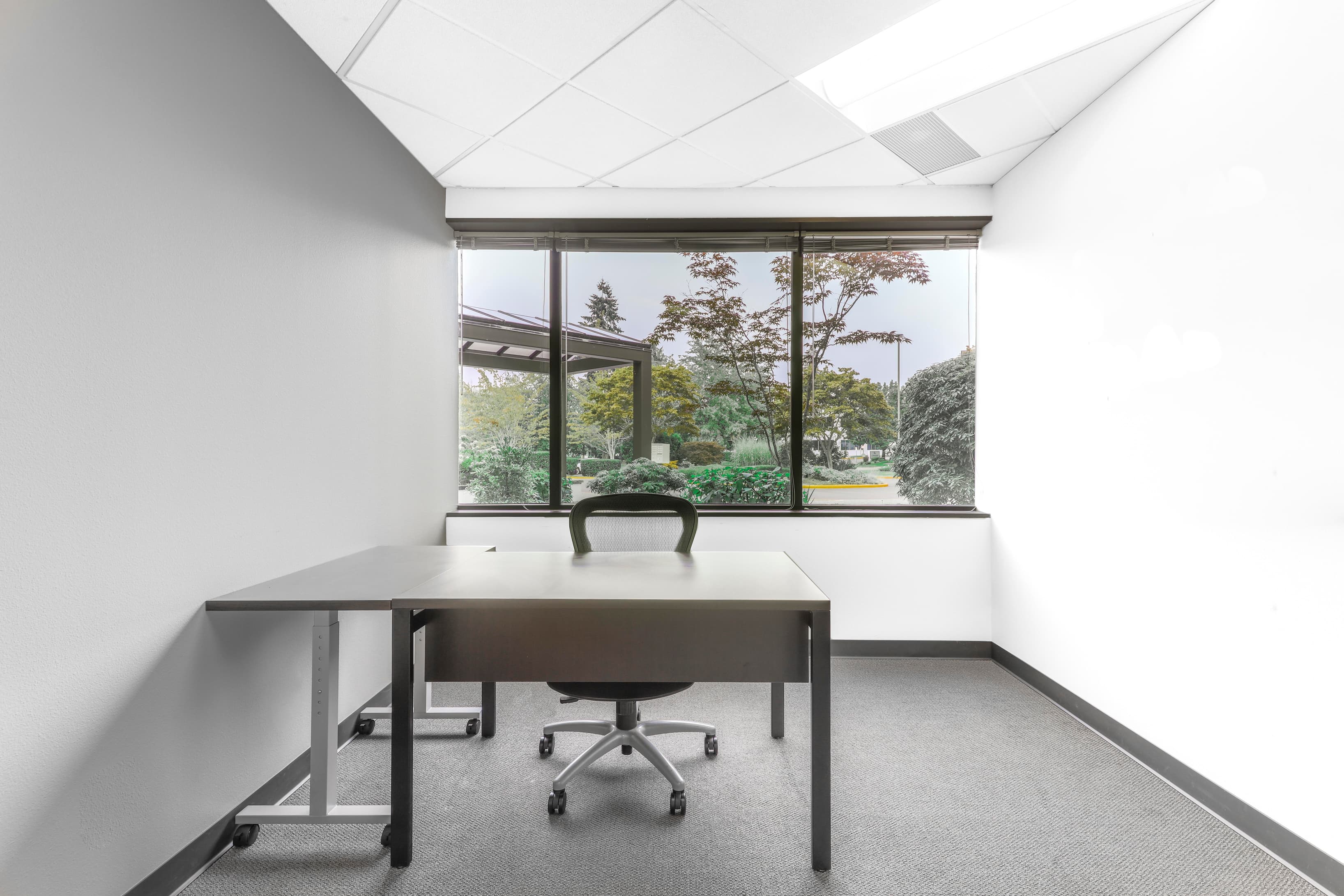 WA, Kirkland - Corporate Center image 5