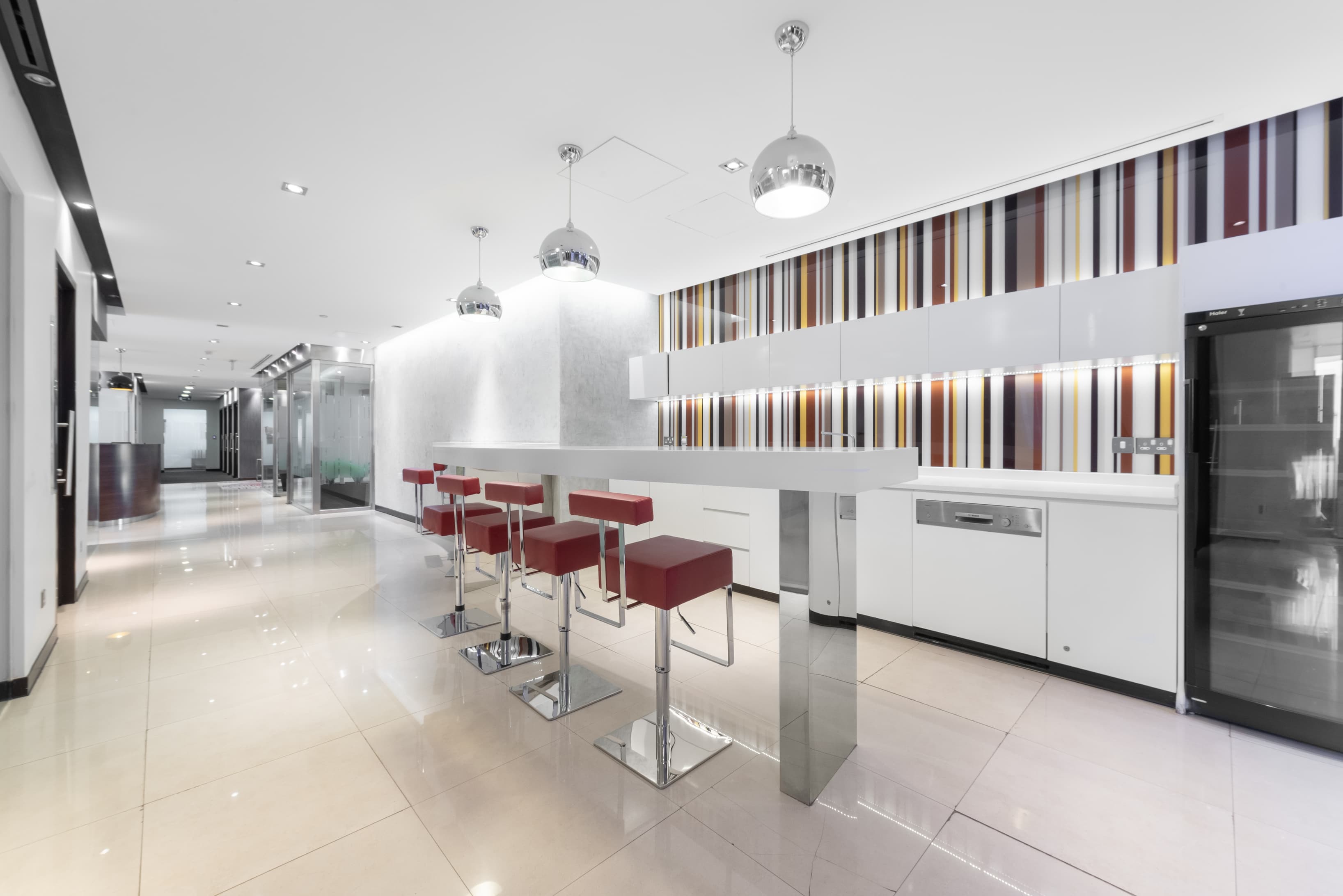 KUWAIT CITY, Al Hamra Tower image 7