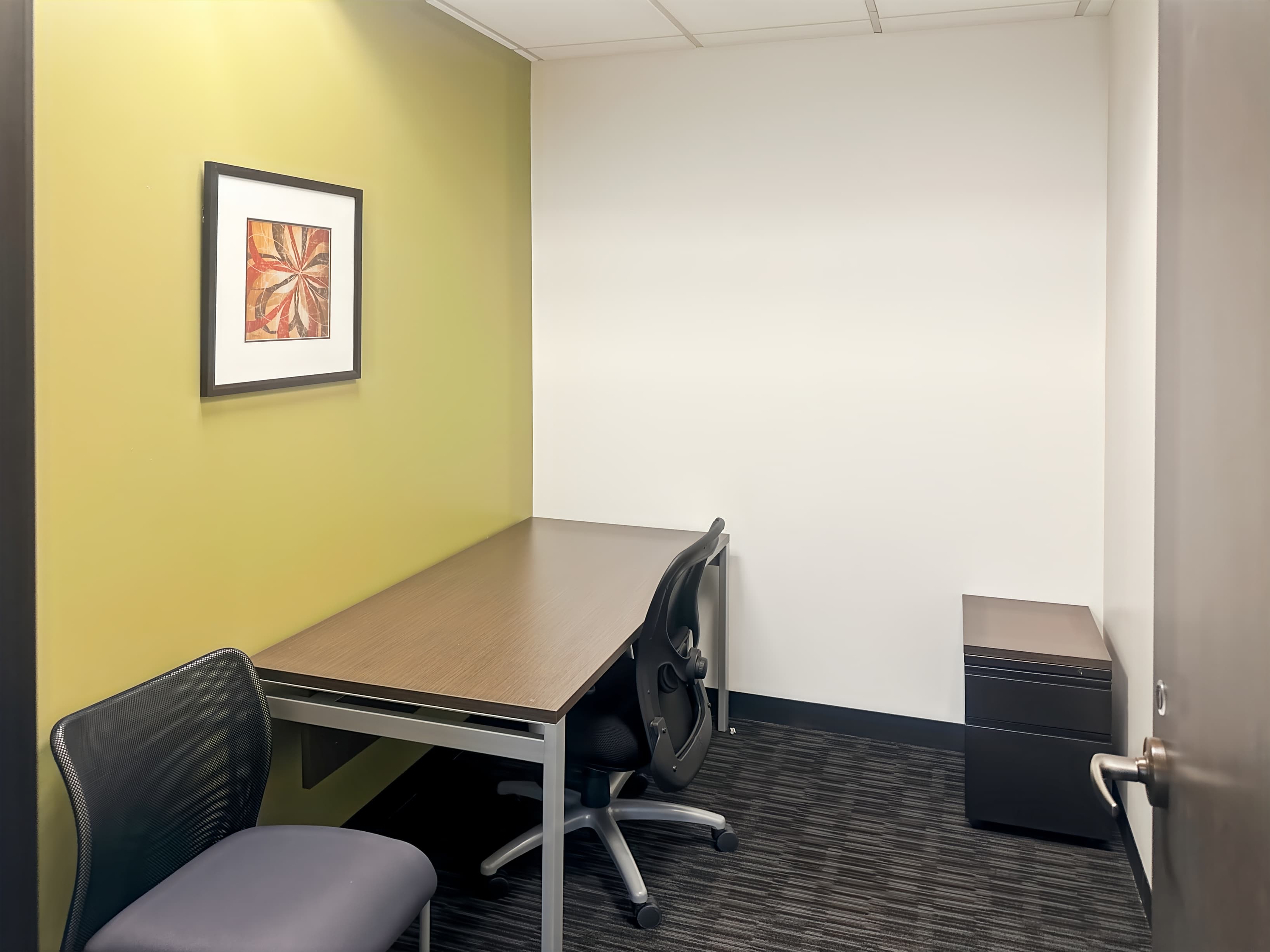 MI, Detroit - RenCen image 10