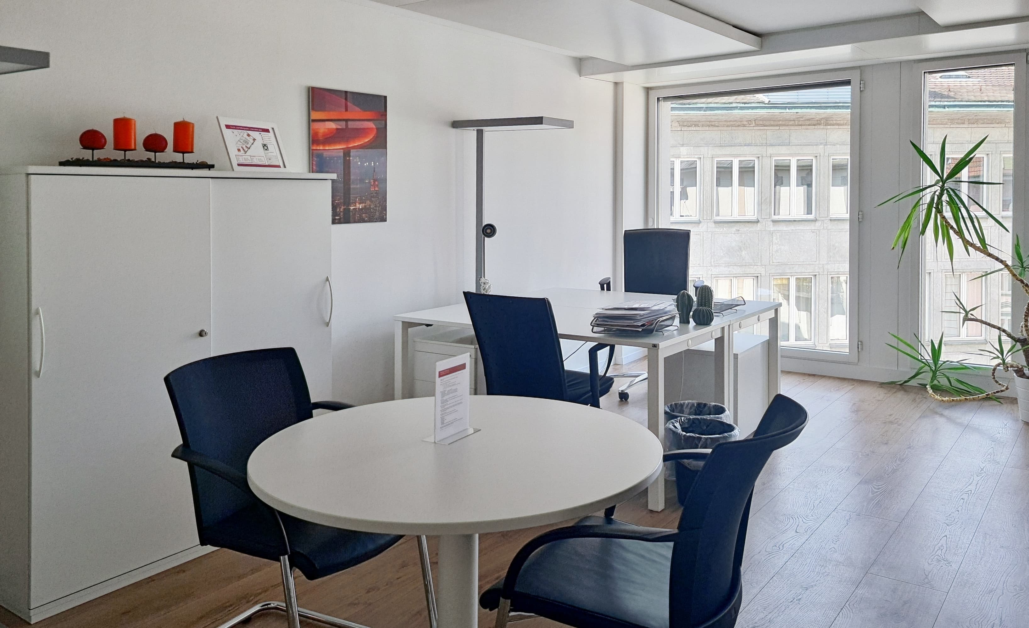 LUCERNE, City Old Town image 9