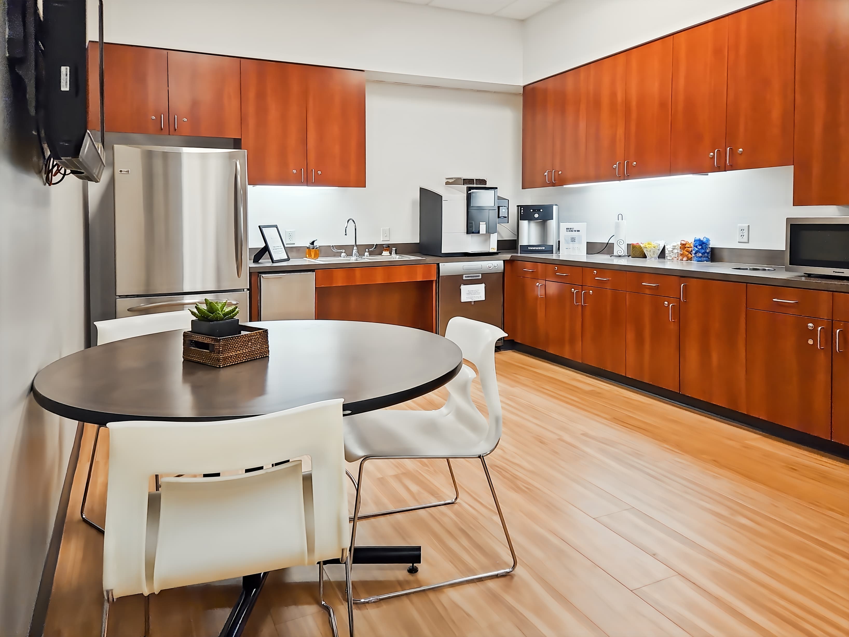 TX, Cedar Hill - Uptown Village image 5 TX, Cedar Hill - Uptown Village image 5