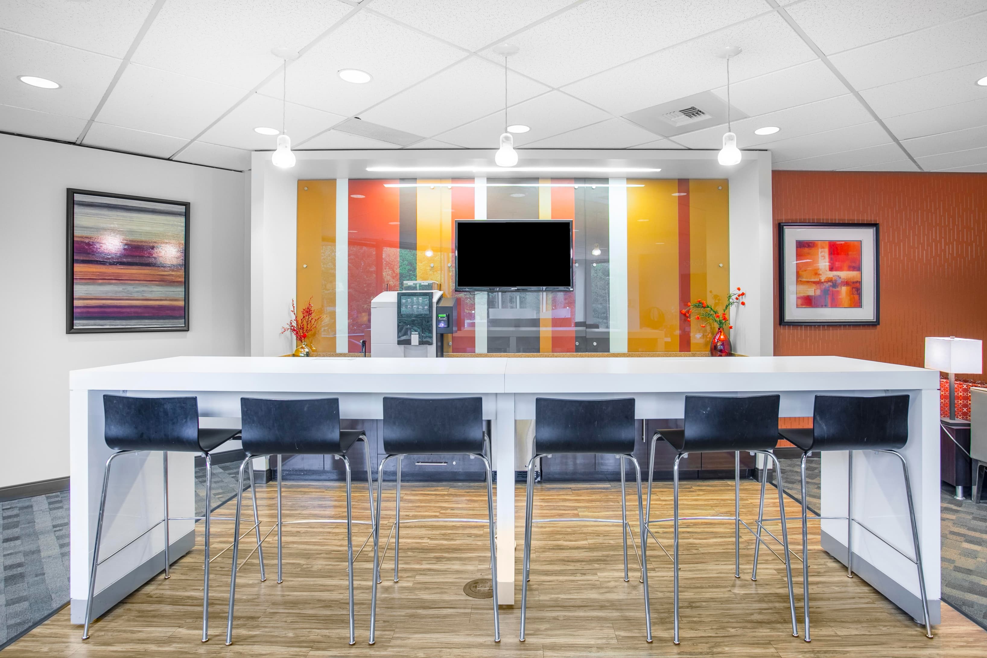 WA, Bellevue - Ridgewood Corporate Square image 8