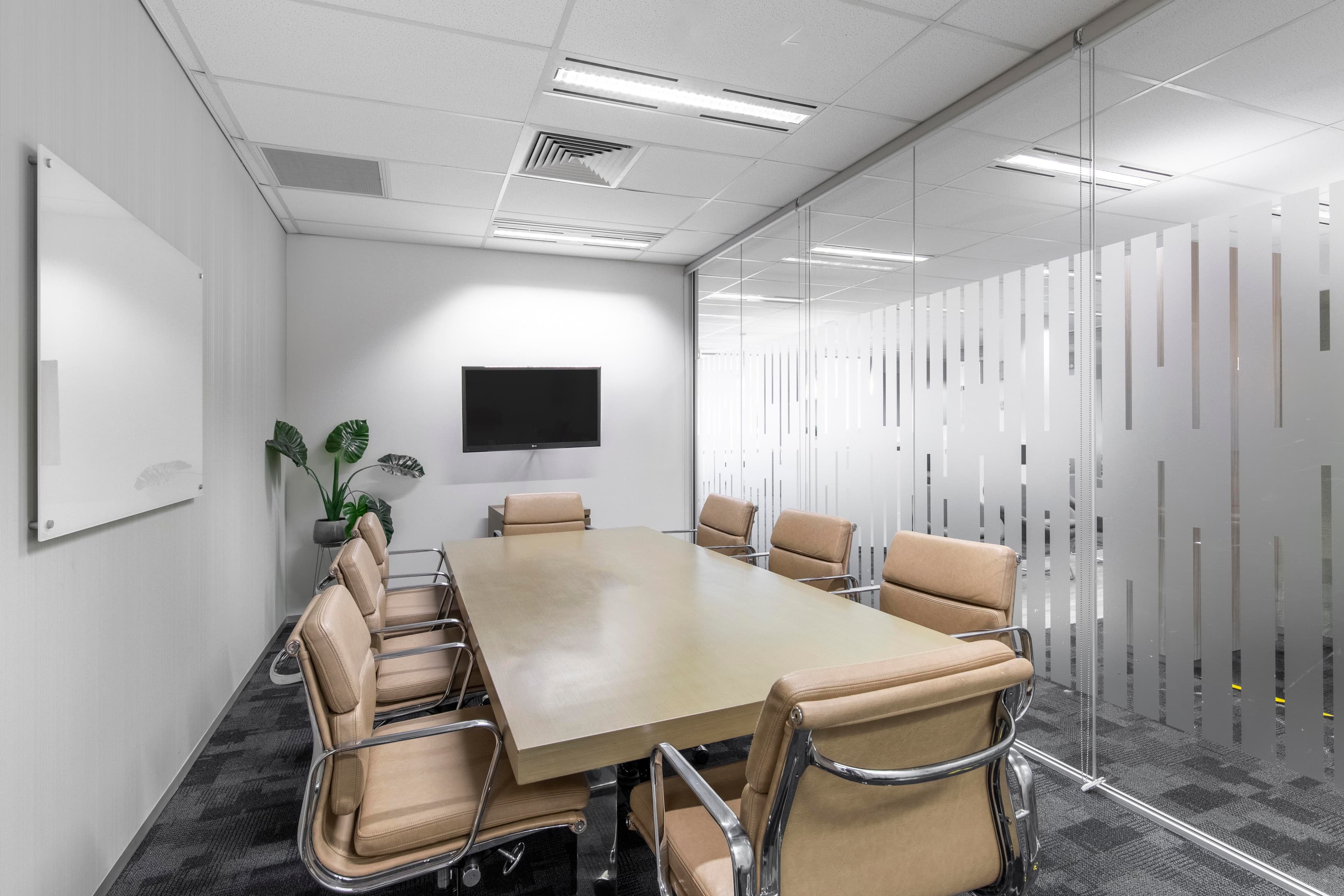 PERTH, 100 Havelock image 3