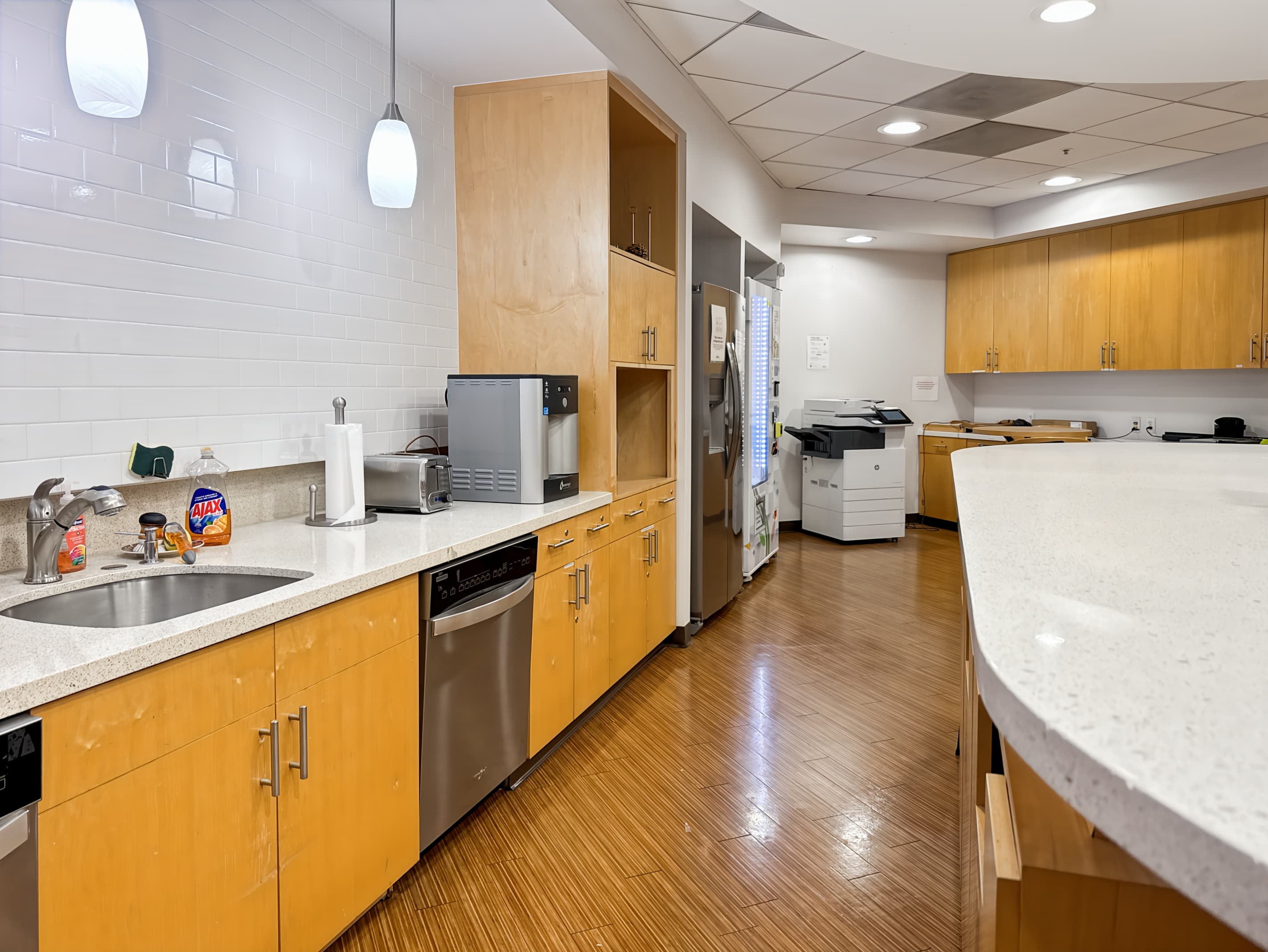 CA, Pleasanton - Corporate Commons image 6 CA, Pleasanton - Corporate Commons image 6