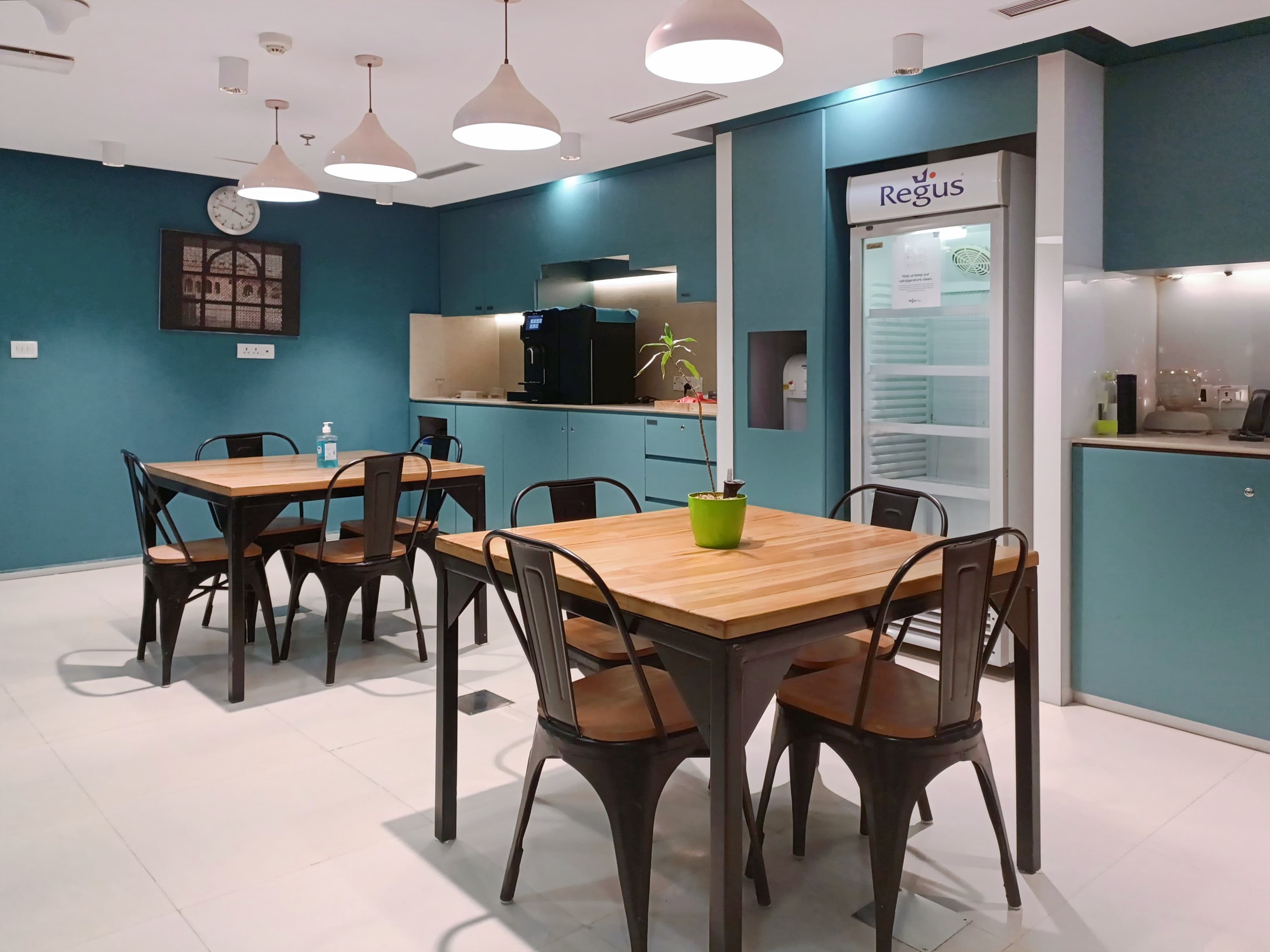 NOIDA, Sec 62 – Green Boulevard image 14