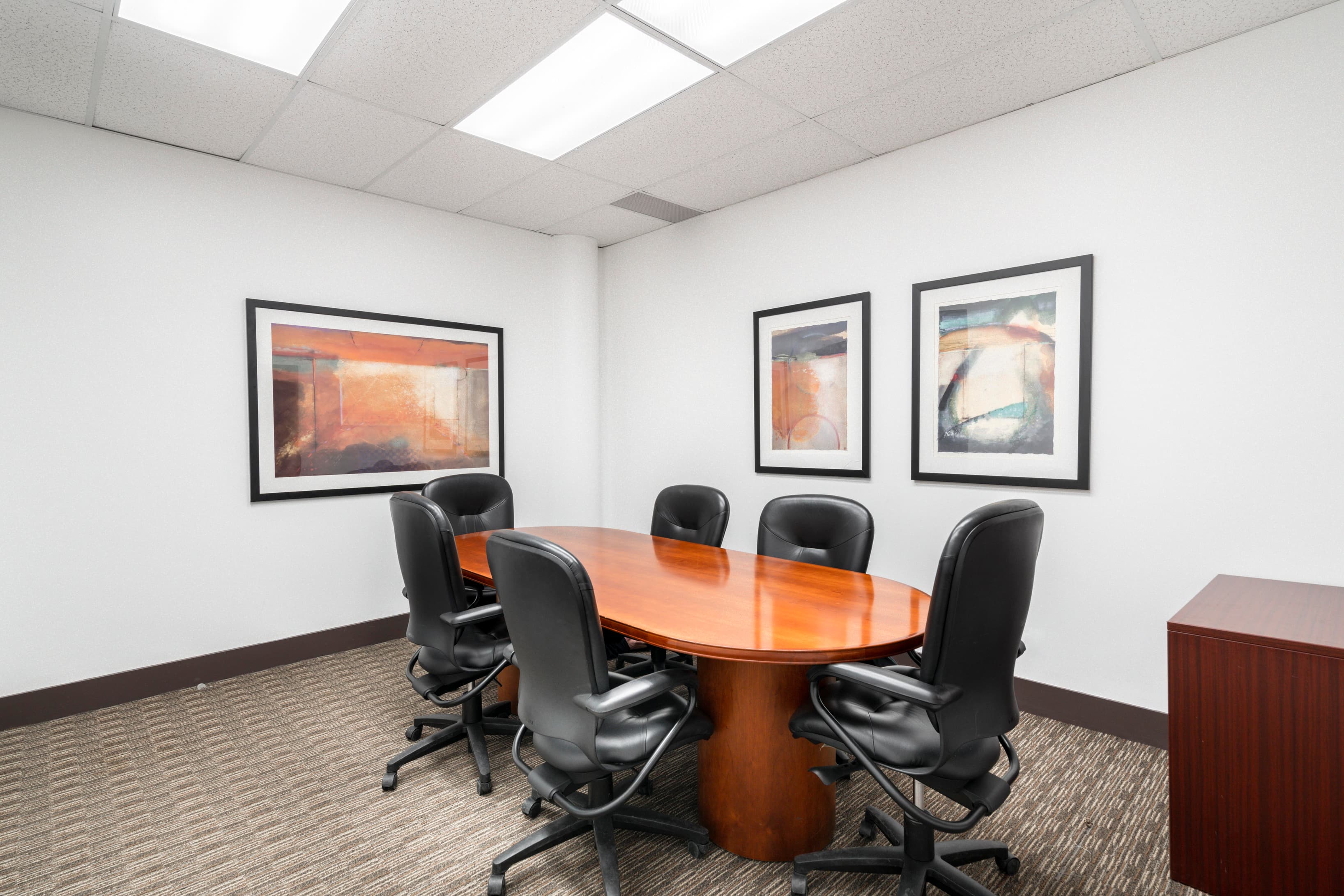 ON, Burlington - North Service Road image 6