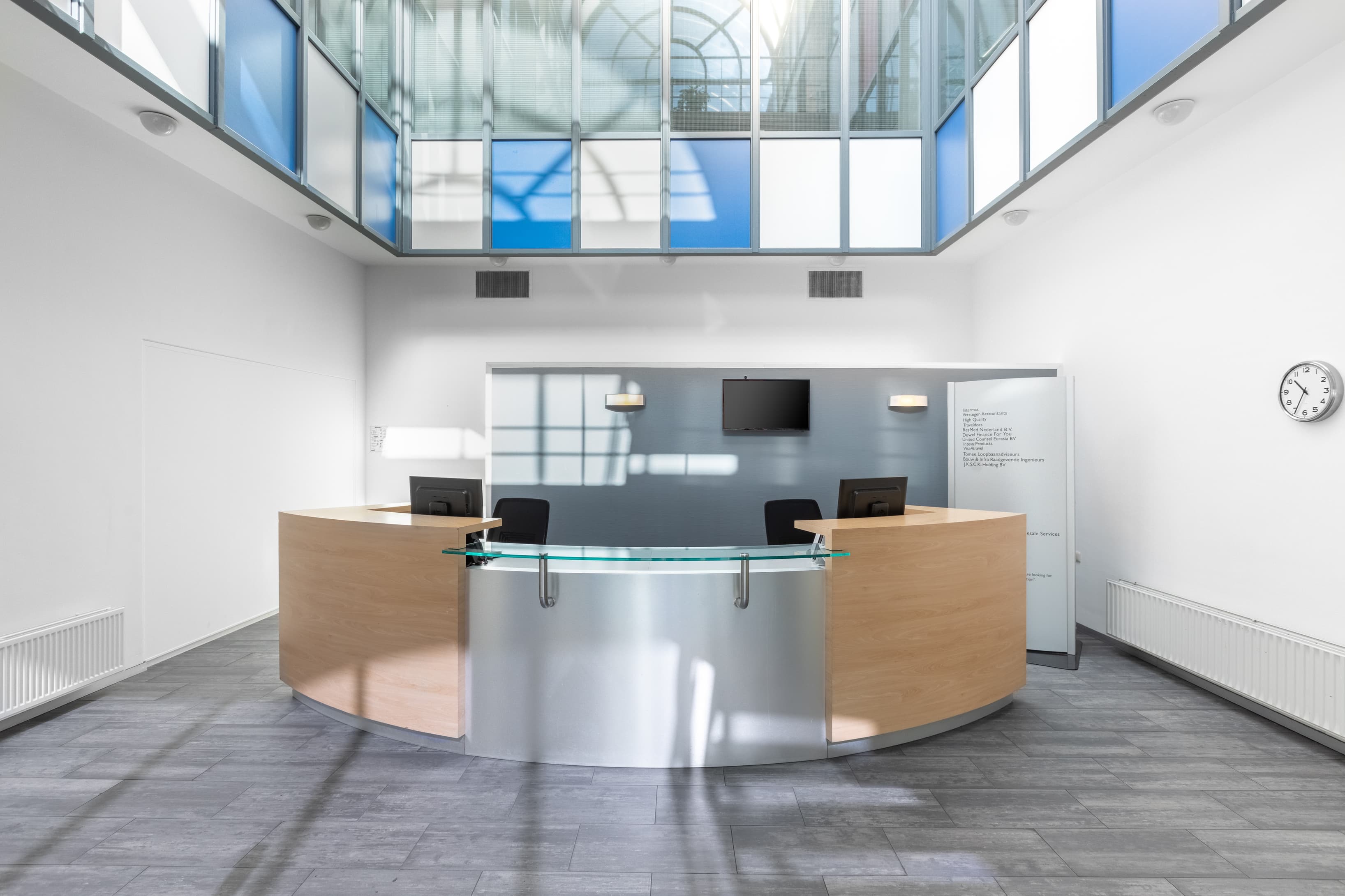 SCHIPHOL AIRPORT, Tetra image 6