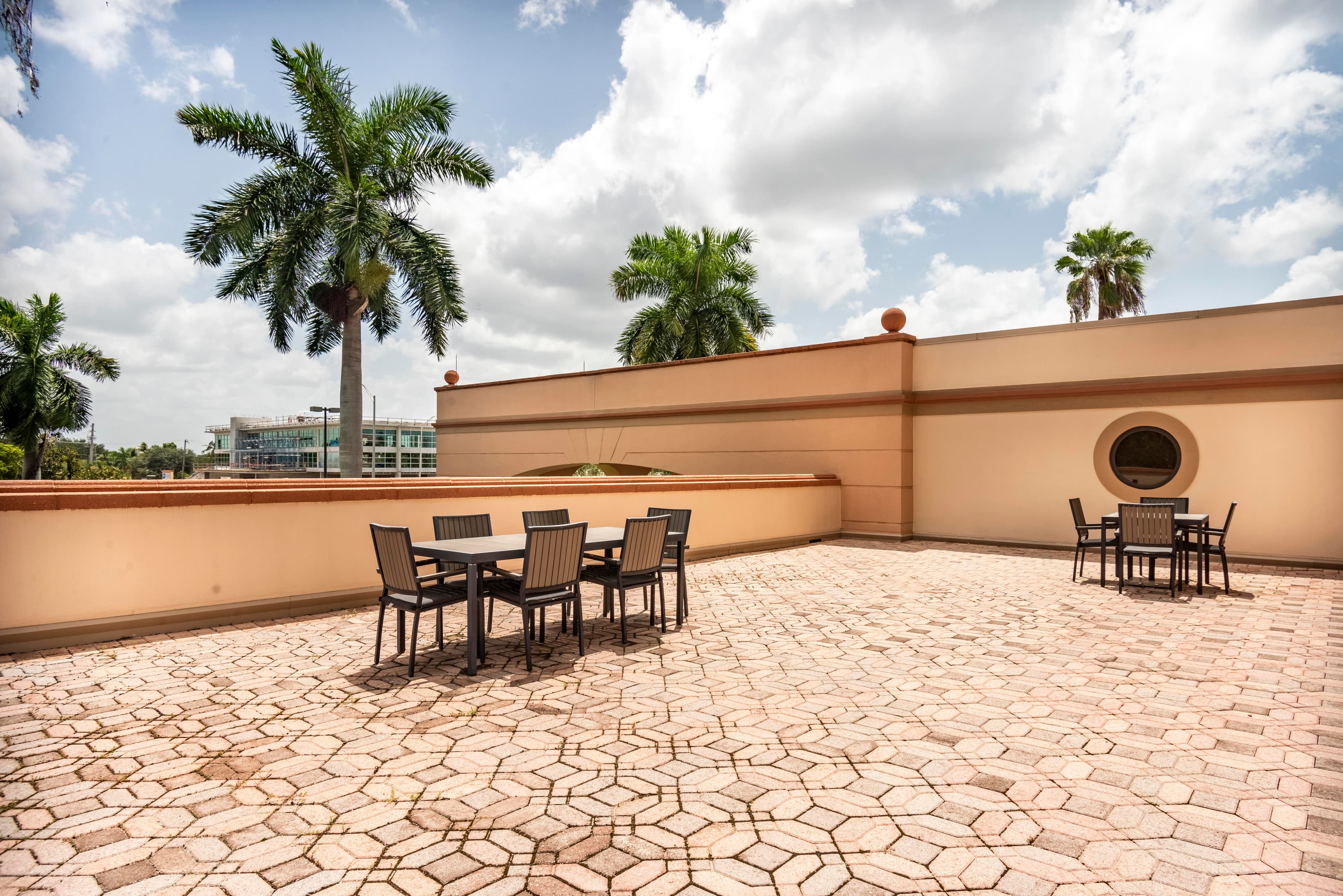 FL, Naples - Tamiami Trail image 3