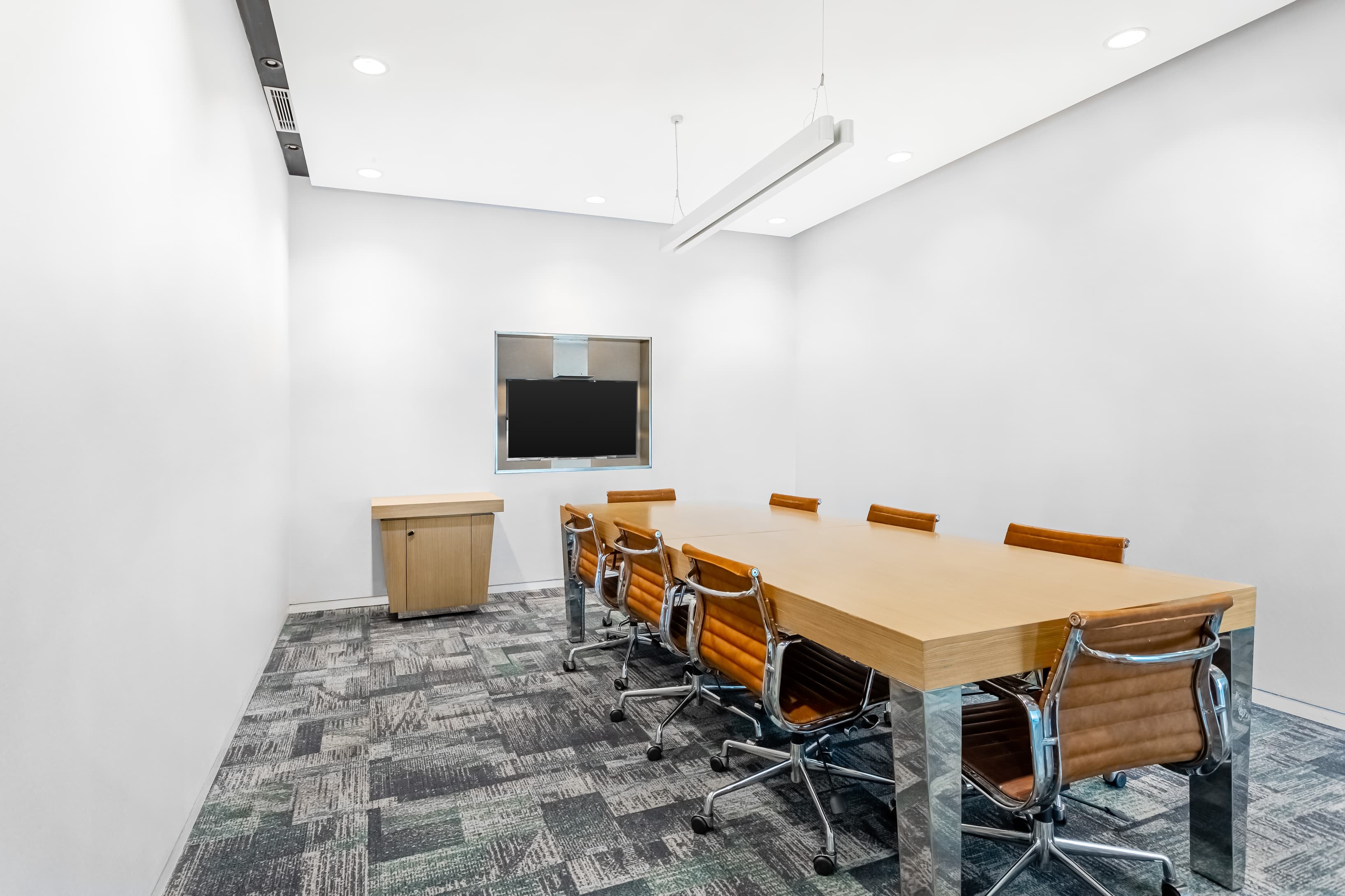 WUHAN, Poly Plaza image 6