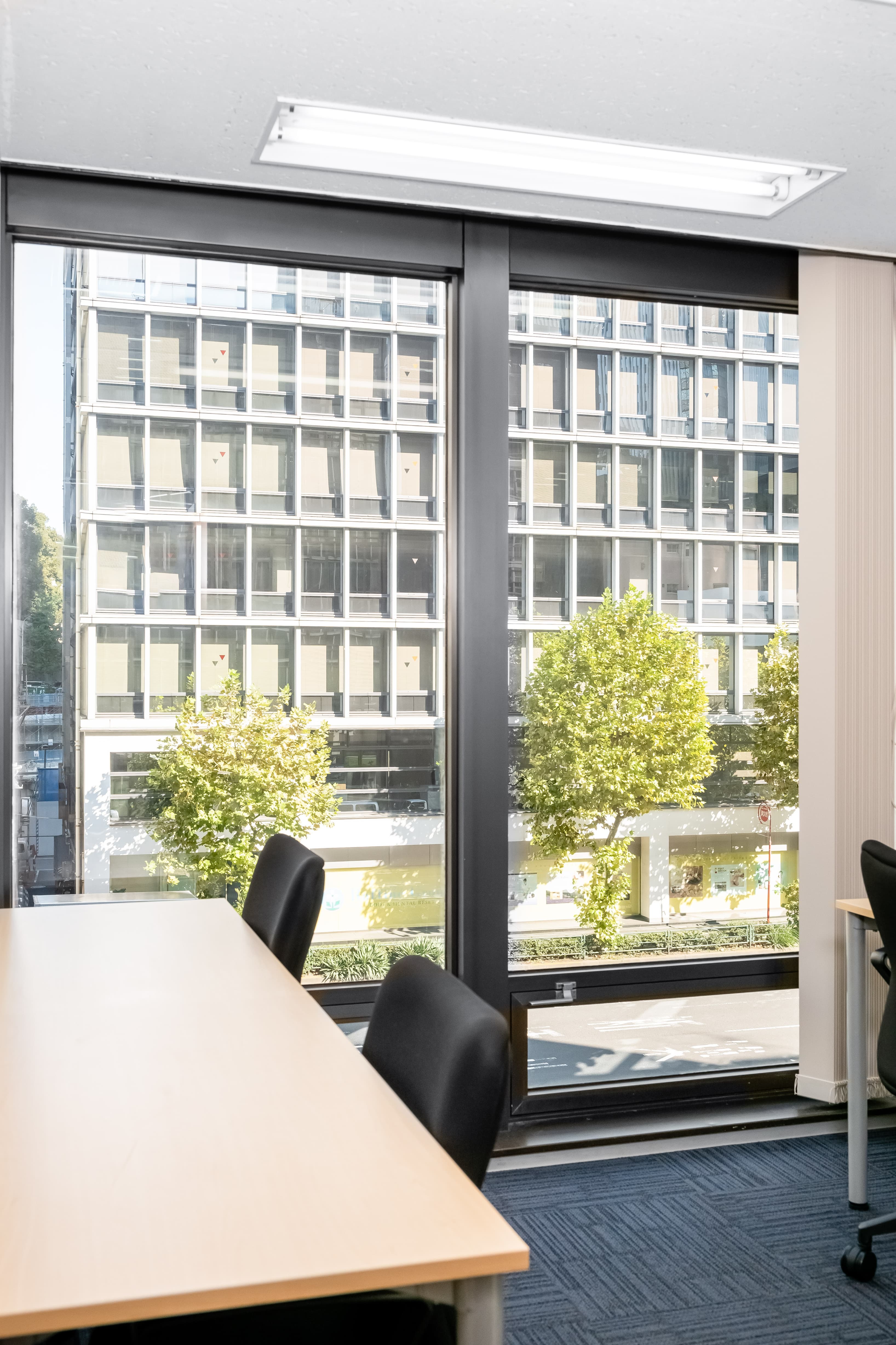 TOKYO, Tameike-Sanno (Open Office) image 6