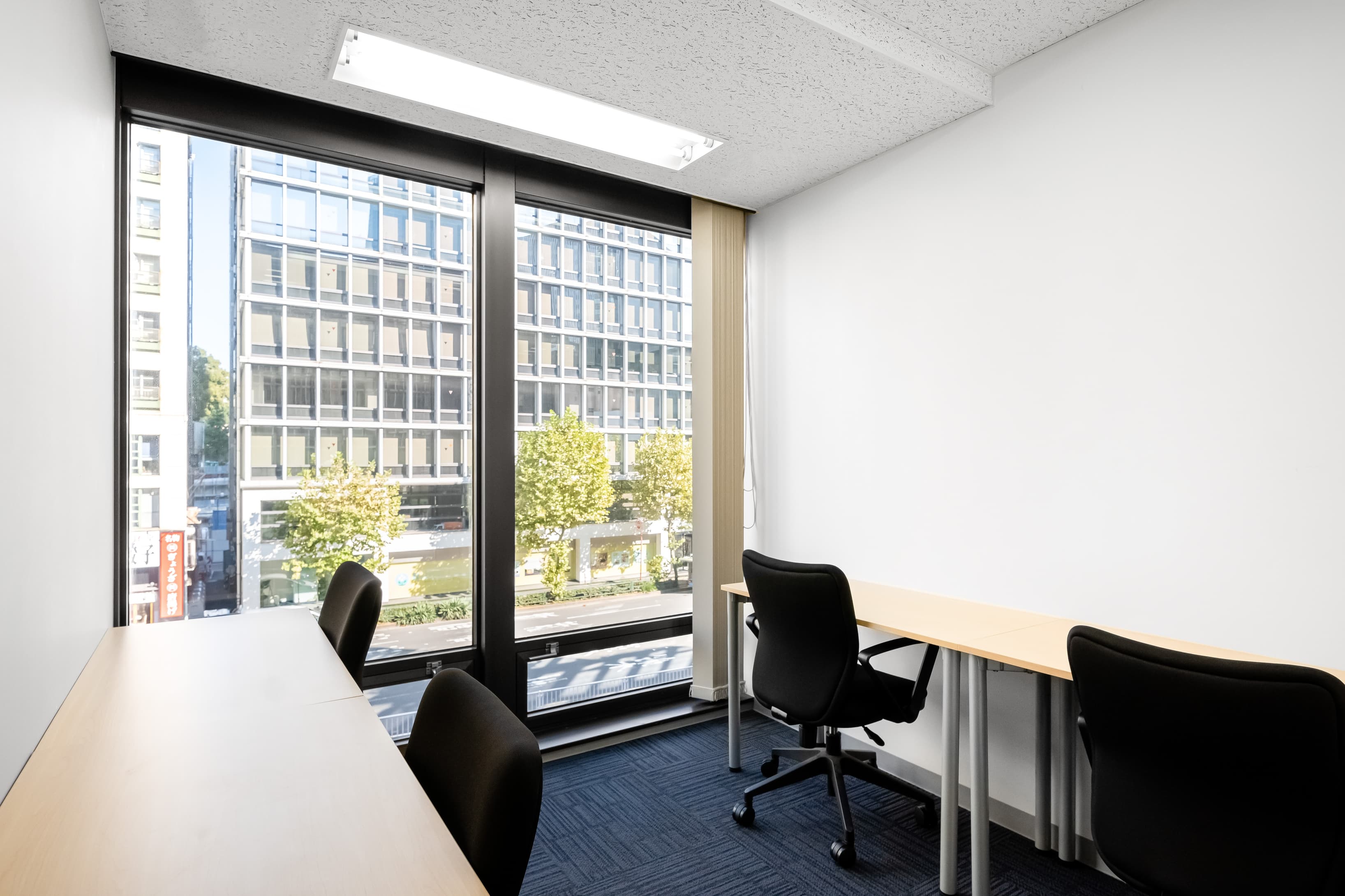 TOKYO, Tameike-Sanno (Open Office) image 3