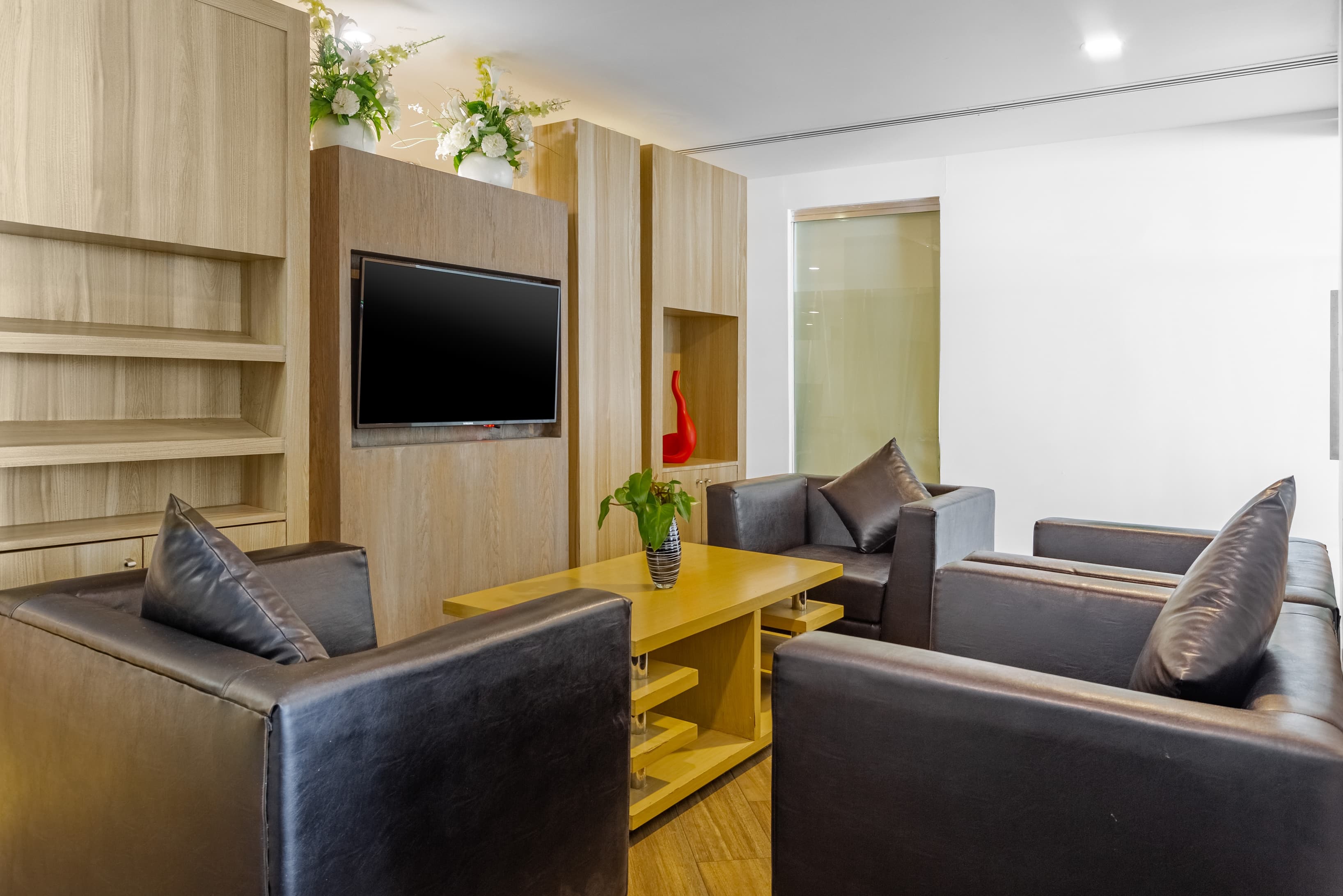 KARACHI, Regus Executive Centre image 1