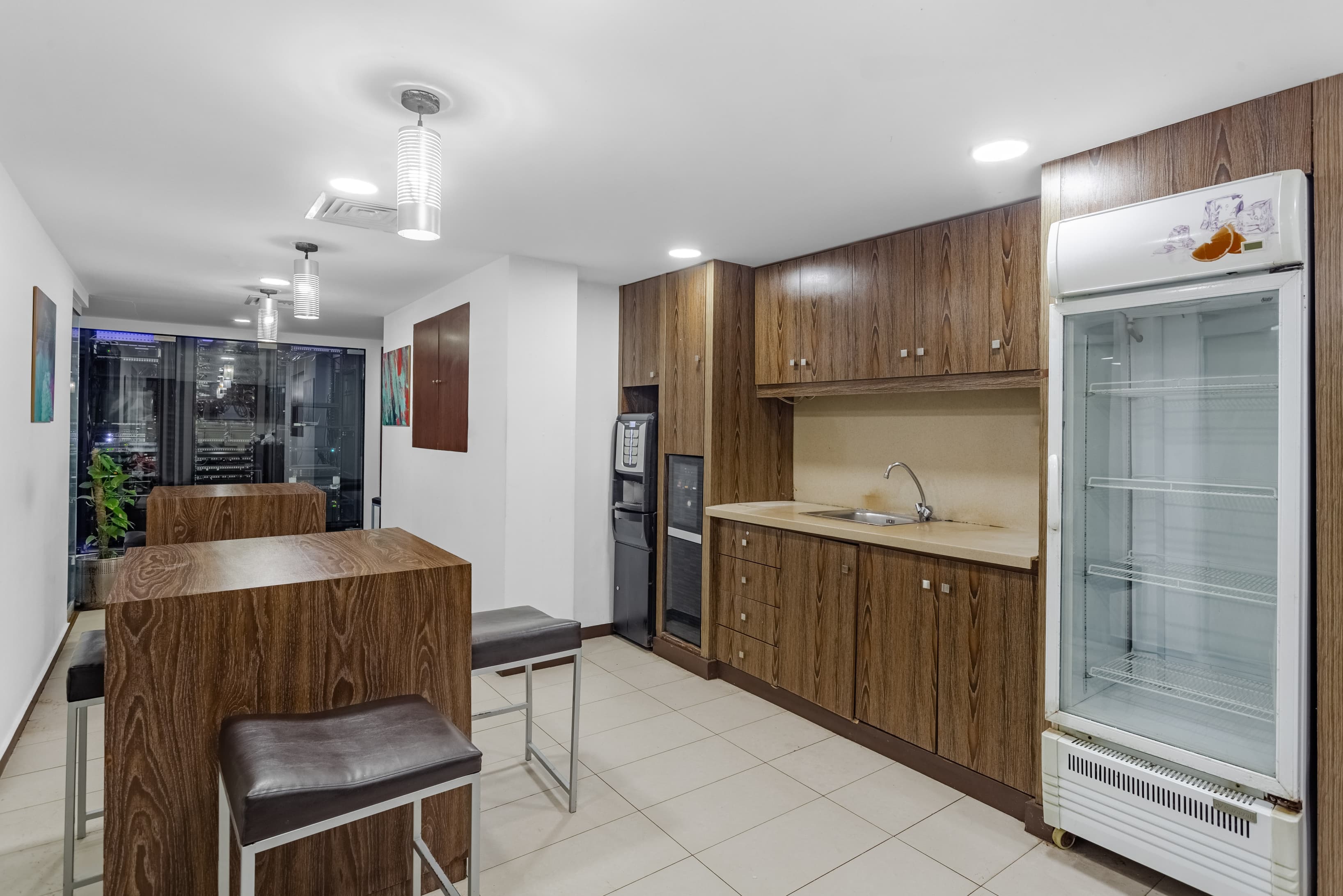 KARACHI, Regus Executive Centre image 6