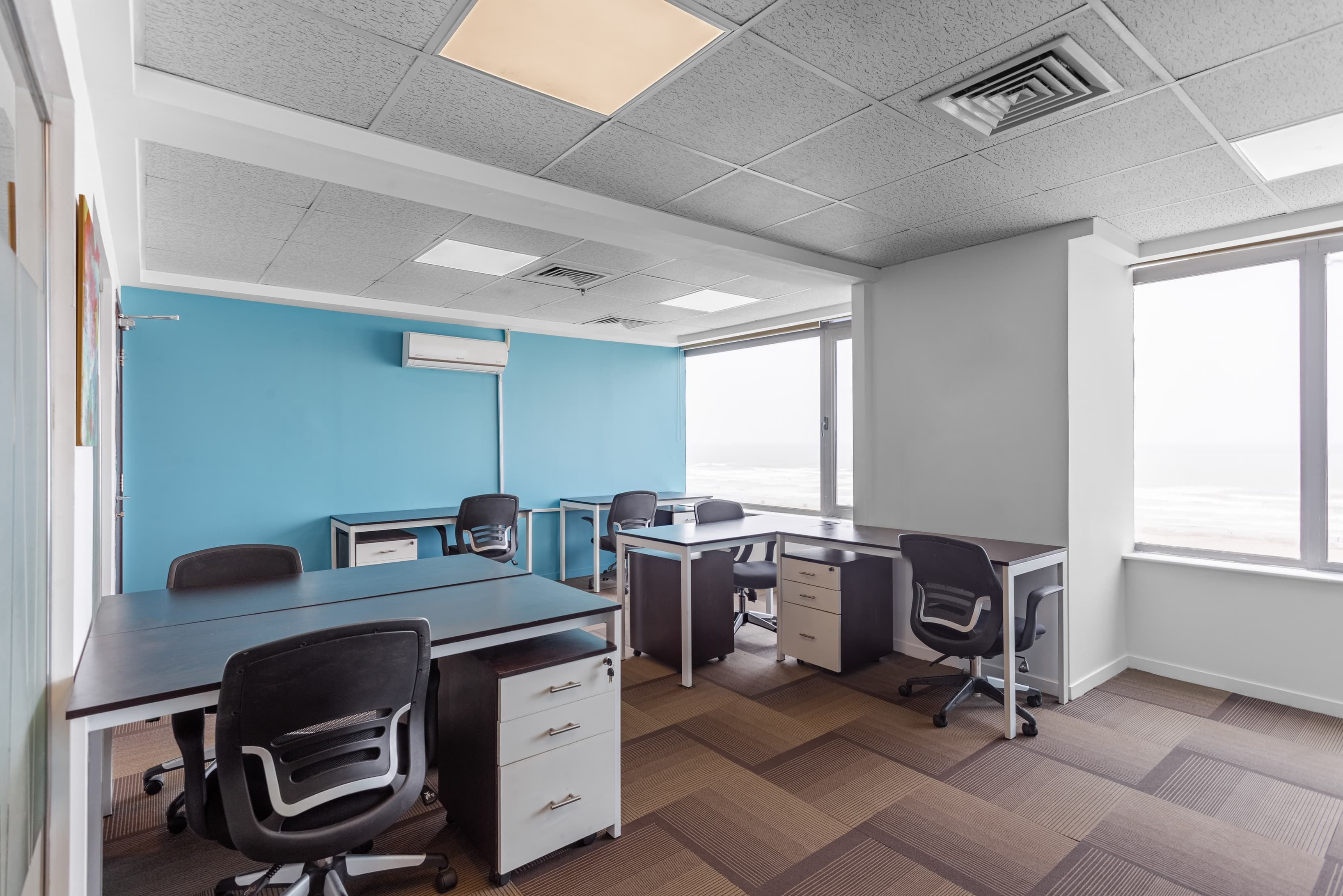 KARACHI, Regus Executive Centre image 4