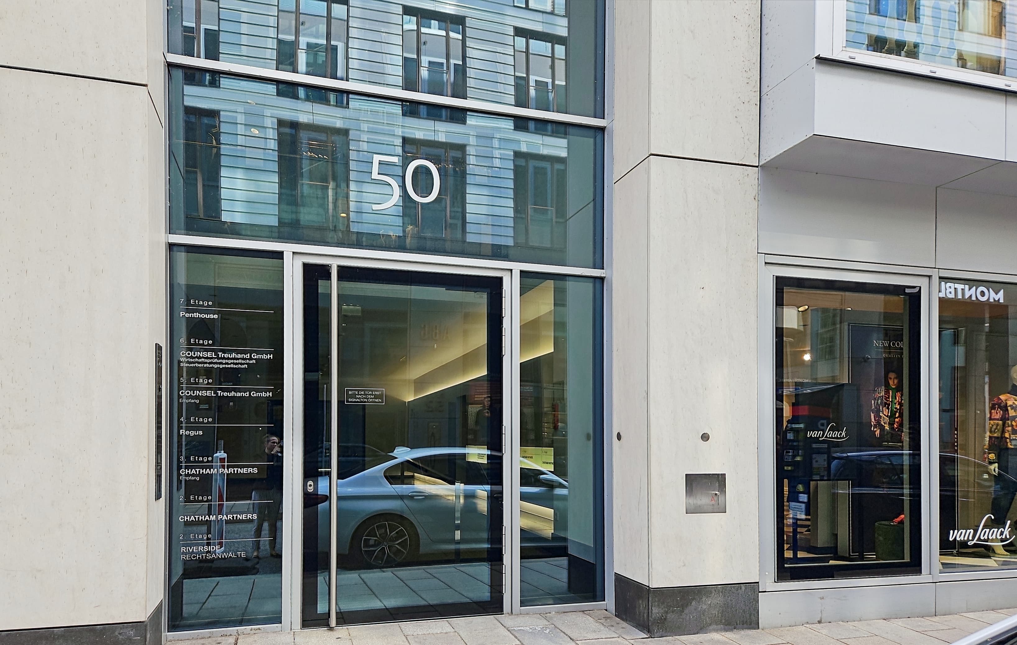 HAMBURG, Neuer Wall image 8